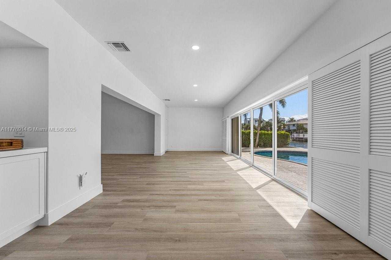 Small Image of 872 NORTH EAST 79, Boca Raton Number 8