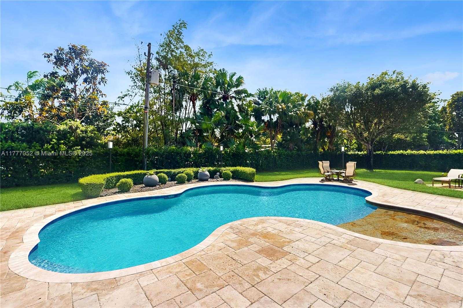 Small Image of 8860 SOUTH WEST 155TH TER, Palmetto Bay Number 24