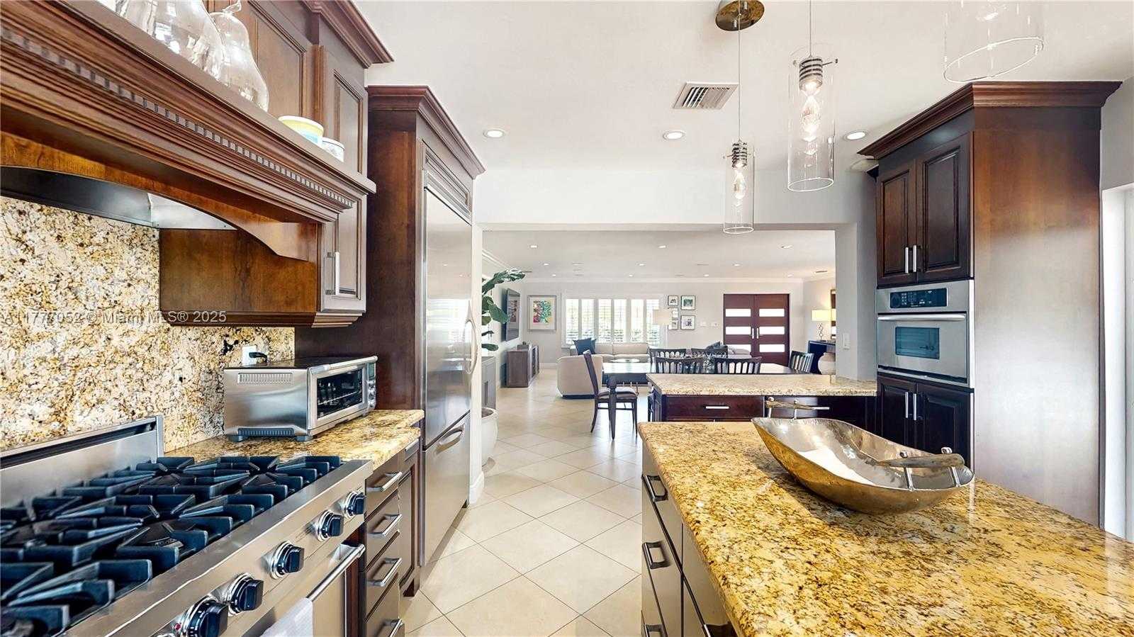 Small Image of 8860 SOUTH WEST 155TH TER, Palmetto Bay Number 9