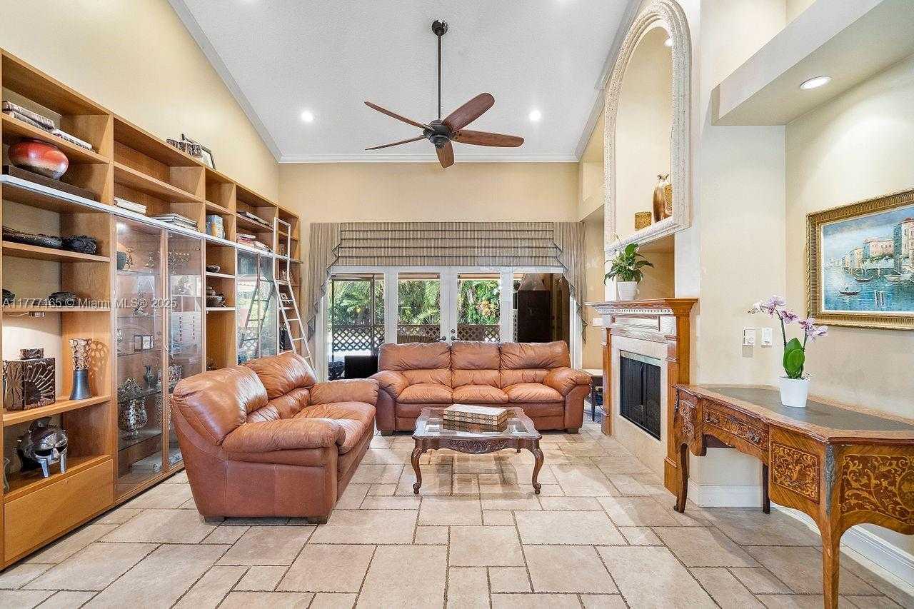 Small Image of 10101 SOUTH WEST 5TH ST, Plantation Number 12