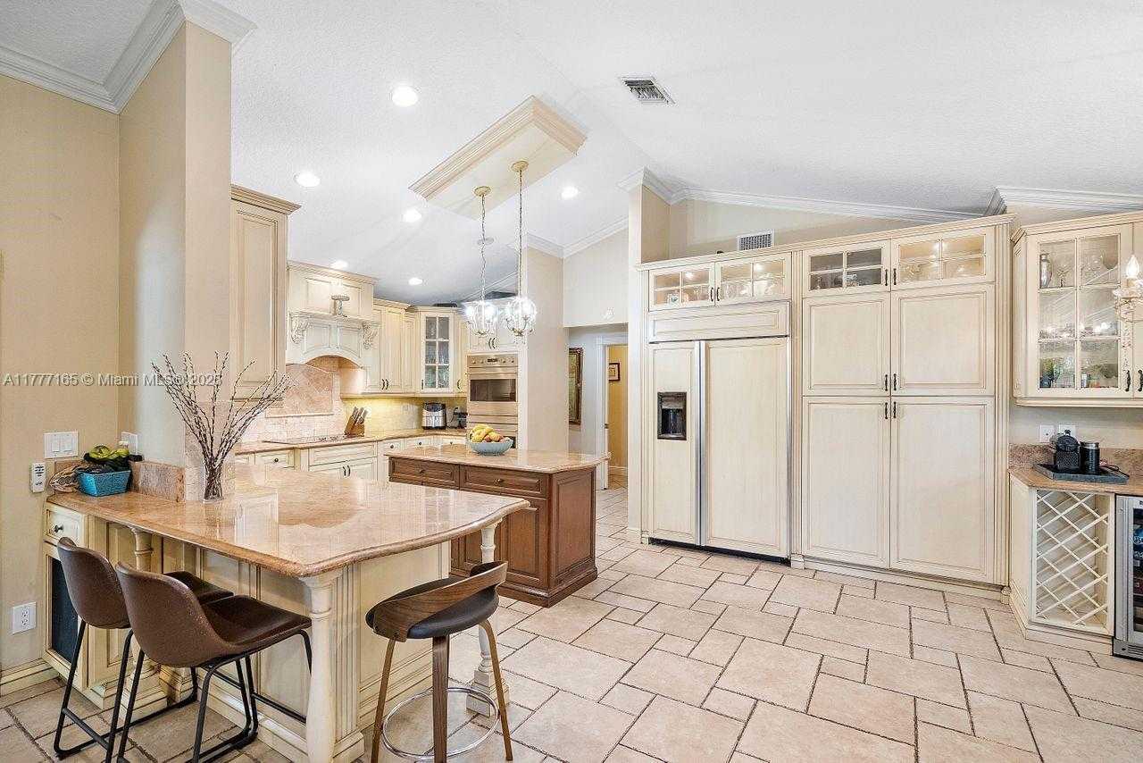 Small Image of 10101 SOUTH WEST 5TH ST, Plantation Number 14