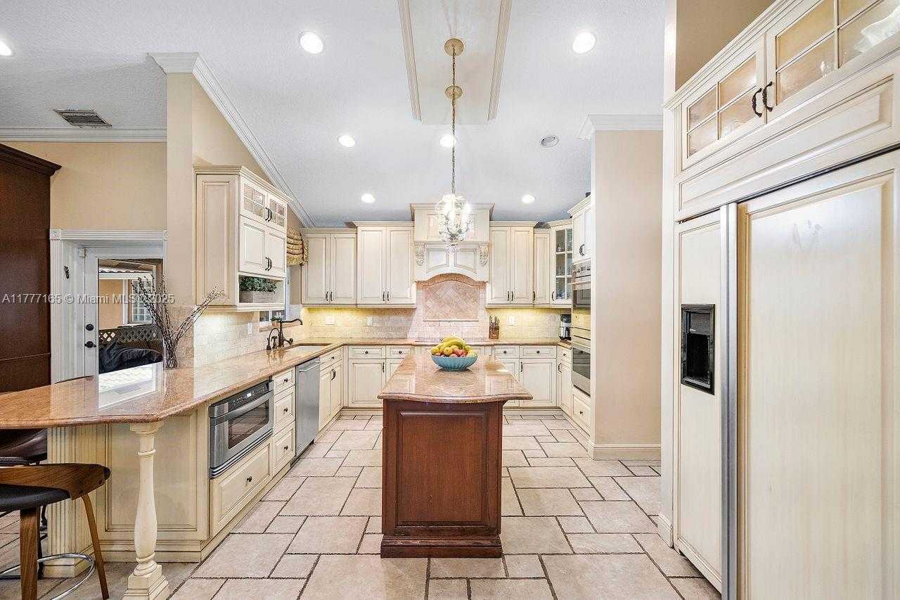 Small Image of 10101 SOUTH WEST 5TH ST, Plantation Number 17