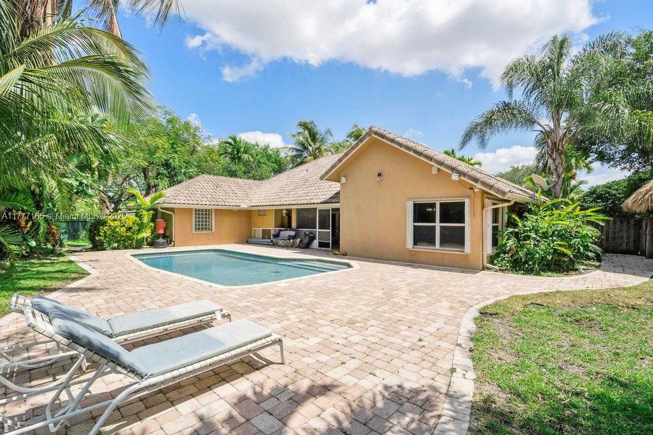 Small Image of 10101 SOUTH WEST 5TH ST, Plantation Number 32