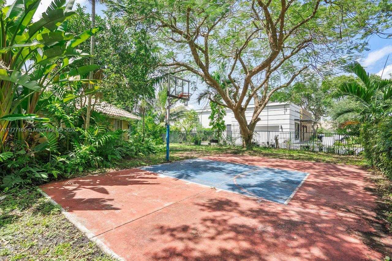 Small Image of 10101 SOUTH WEST 5TH ST, Plantation Number 34