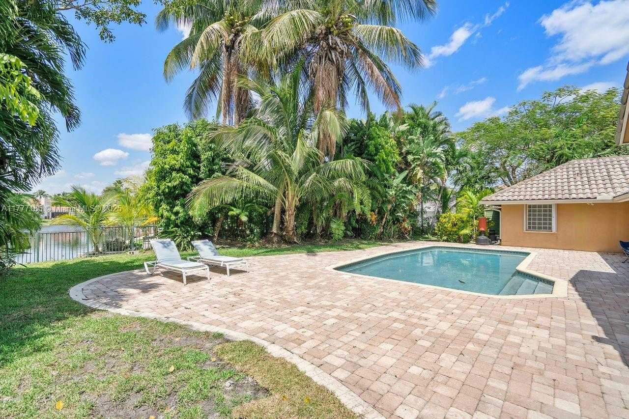 Small Image of 10101 SOUTH WEST 5TH ST, Plantation Number 45