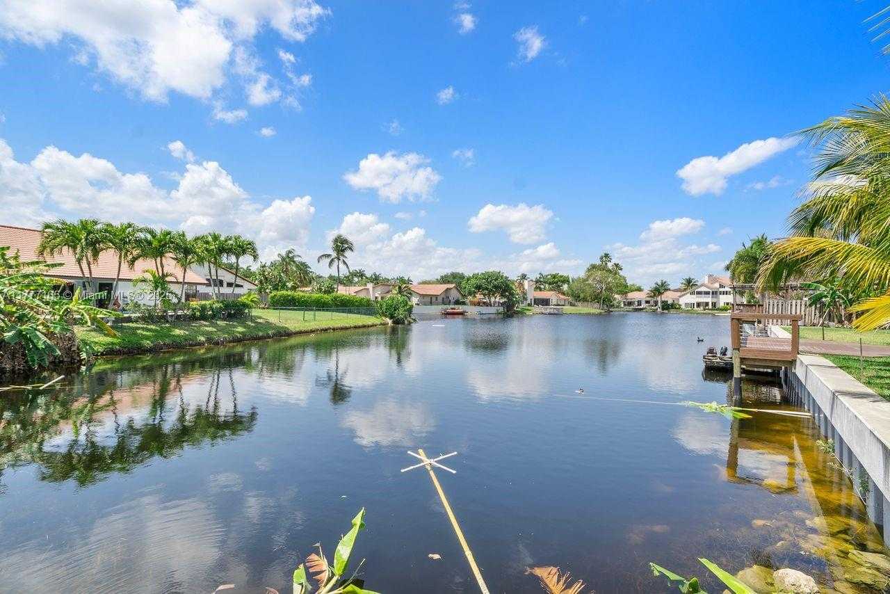 Small Image of 10101 SOUTH WEST 5TH ST, Plantation Number 50