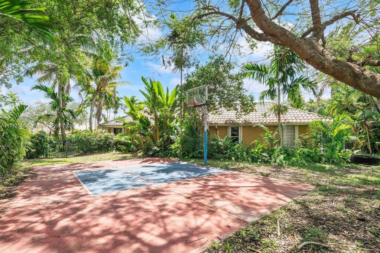 Small Image of 10101 SOUTH WEST 5TH ST, Plantation Number 6