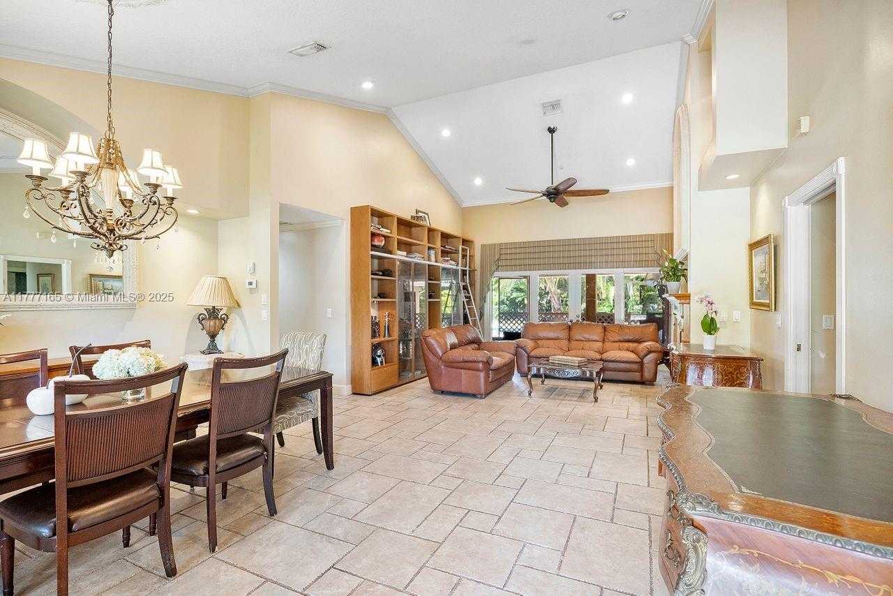 Small Image of 10101 SOUTH WEST 5TH ST, Plantation Number 8