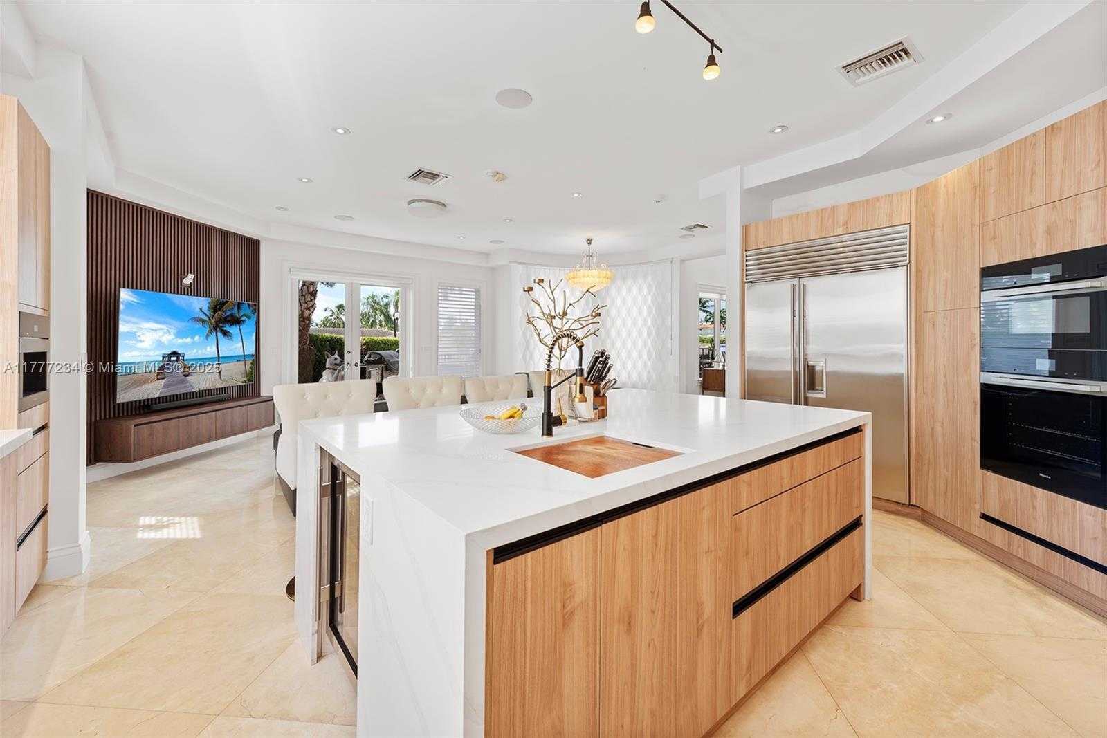 Small Image of 3442 NORTH EAST 171ST ST, North Miami Beach Number 19
