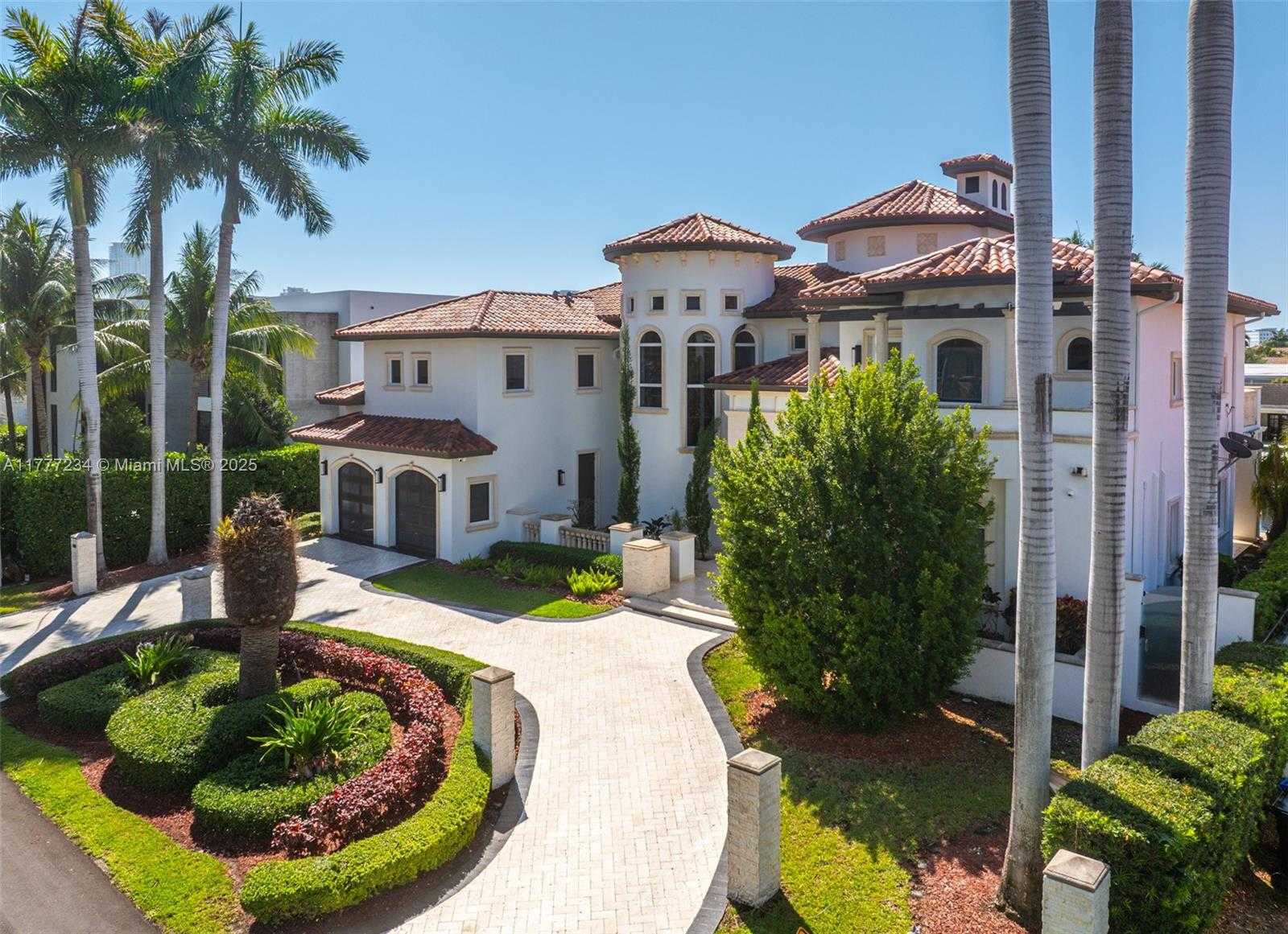 Small Image of 3442 NORTH EAST 171ST ST, North Miami Beach Number 3