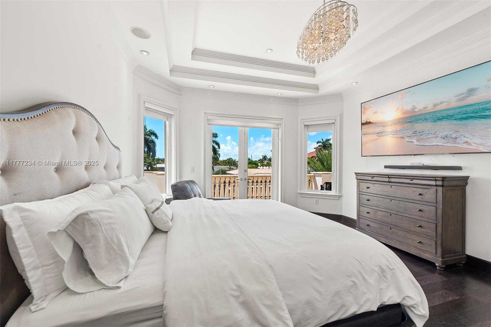 Small Image of 3442 NORTH EAST 171ST ST, North Miami Beach Number 34