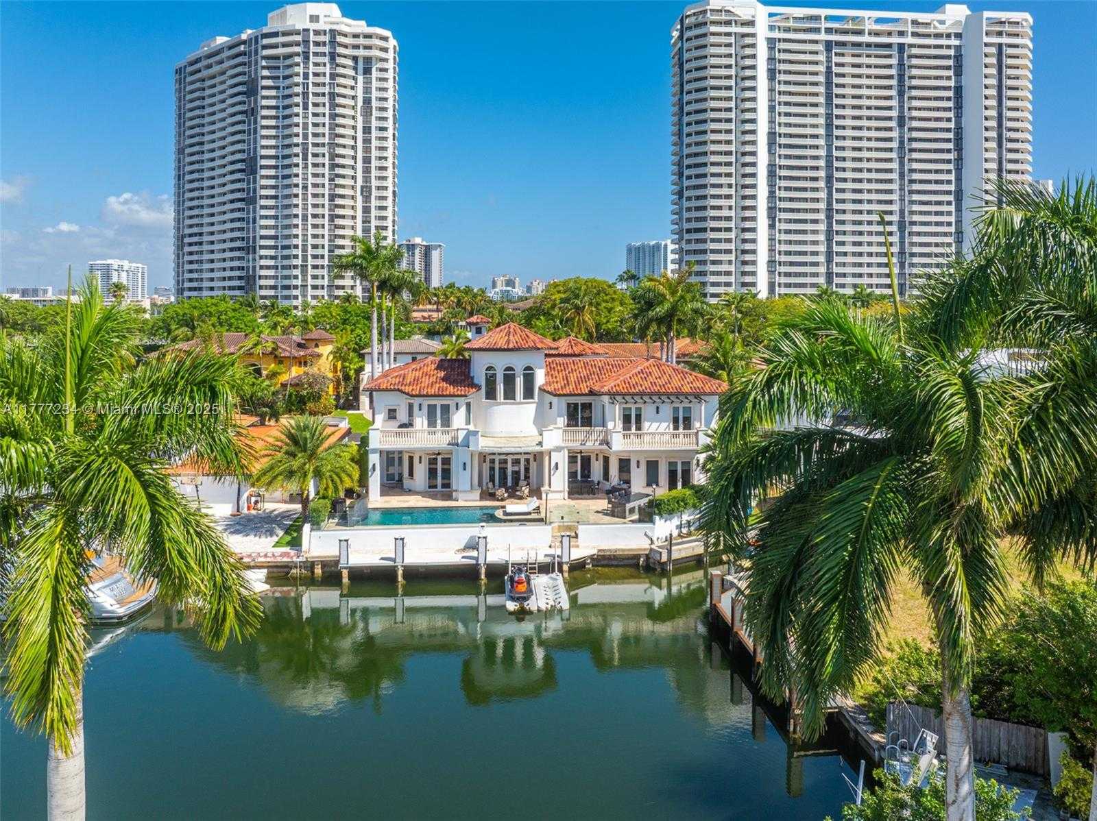 Small Image of 3442 NORTH EAST 171ST ST, North Miami Beach Number 4