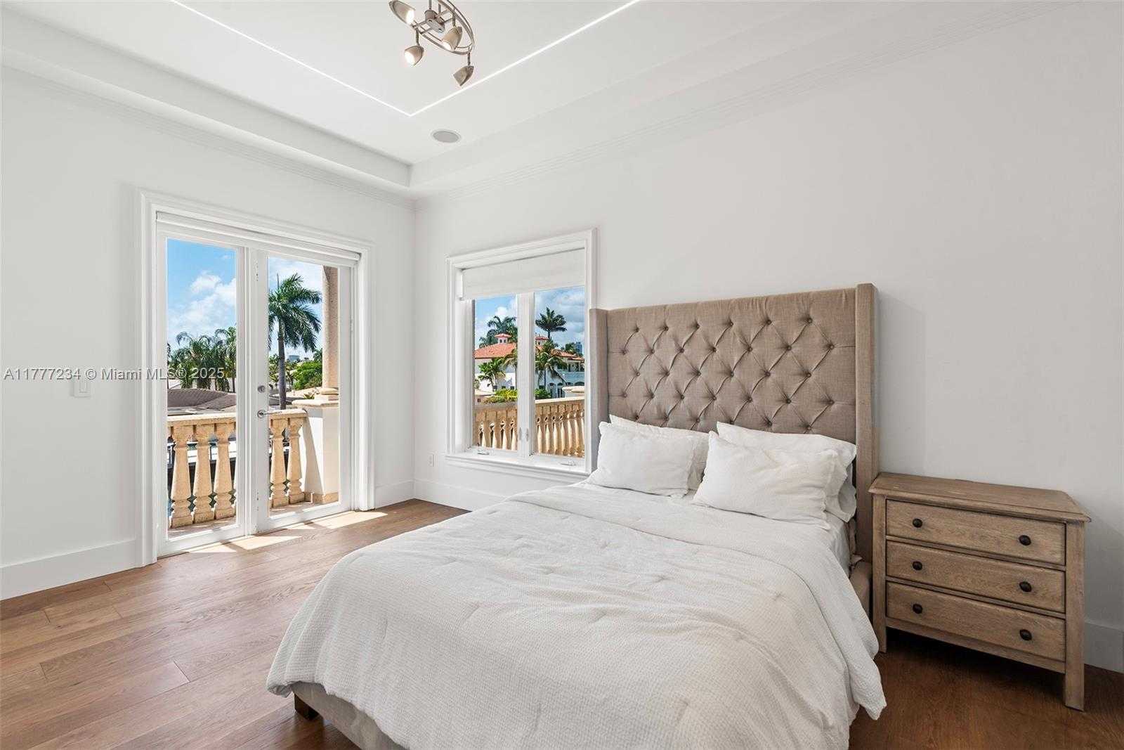 Small Image of 3442 NORTH EAST 171ST ST, North Miami Beach Number 52