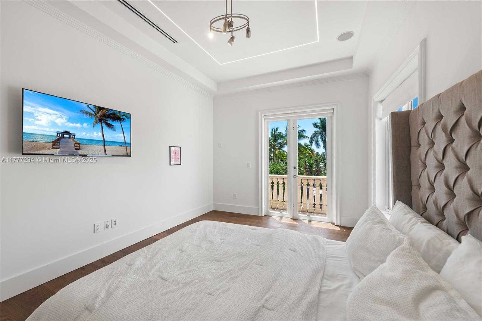 Small Image of 3442 NORTH EAST 171ST ST, North Miami Beach Number 54