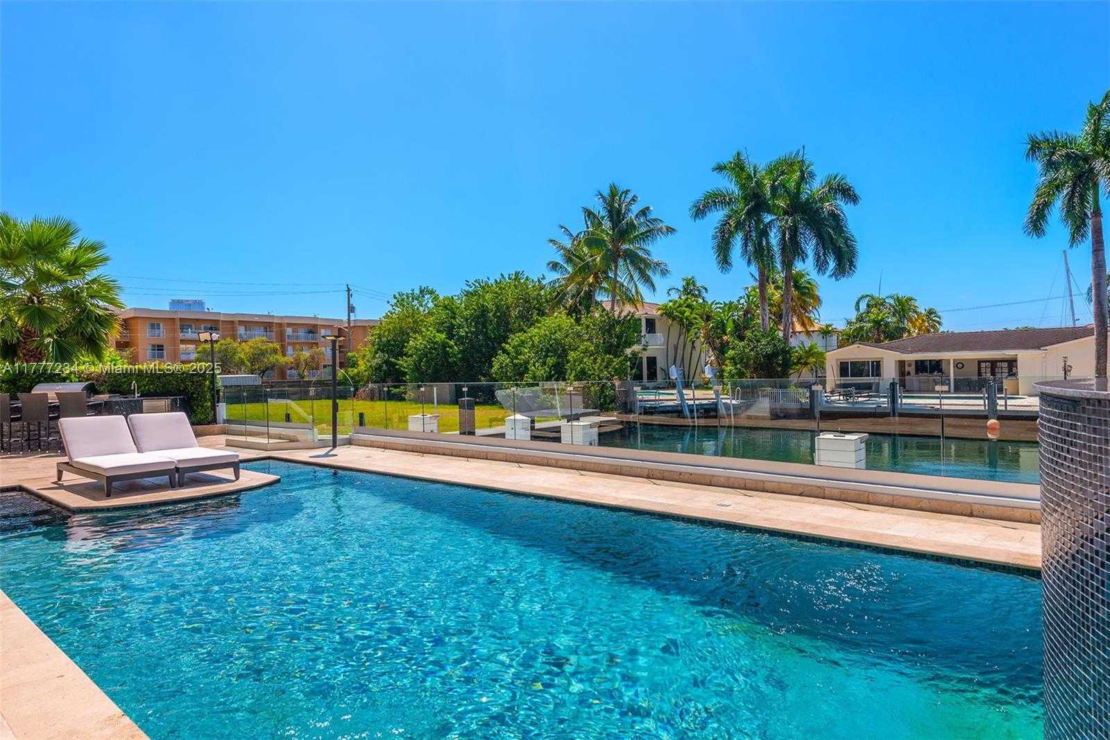 Small Image of 3442 NORTH EAST 171ST ST, North Miami Beach Number 66