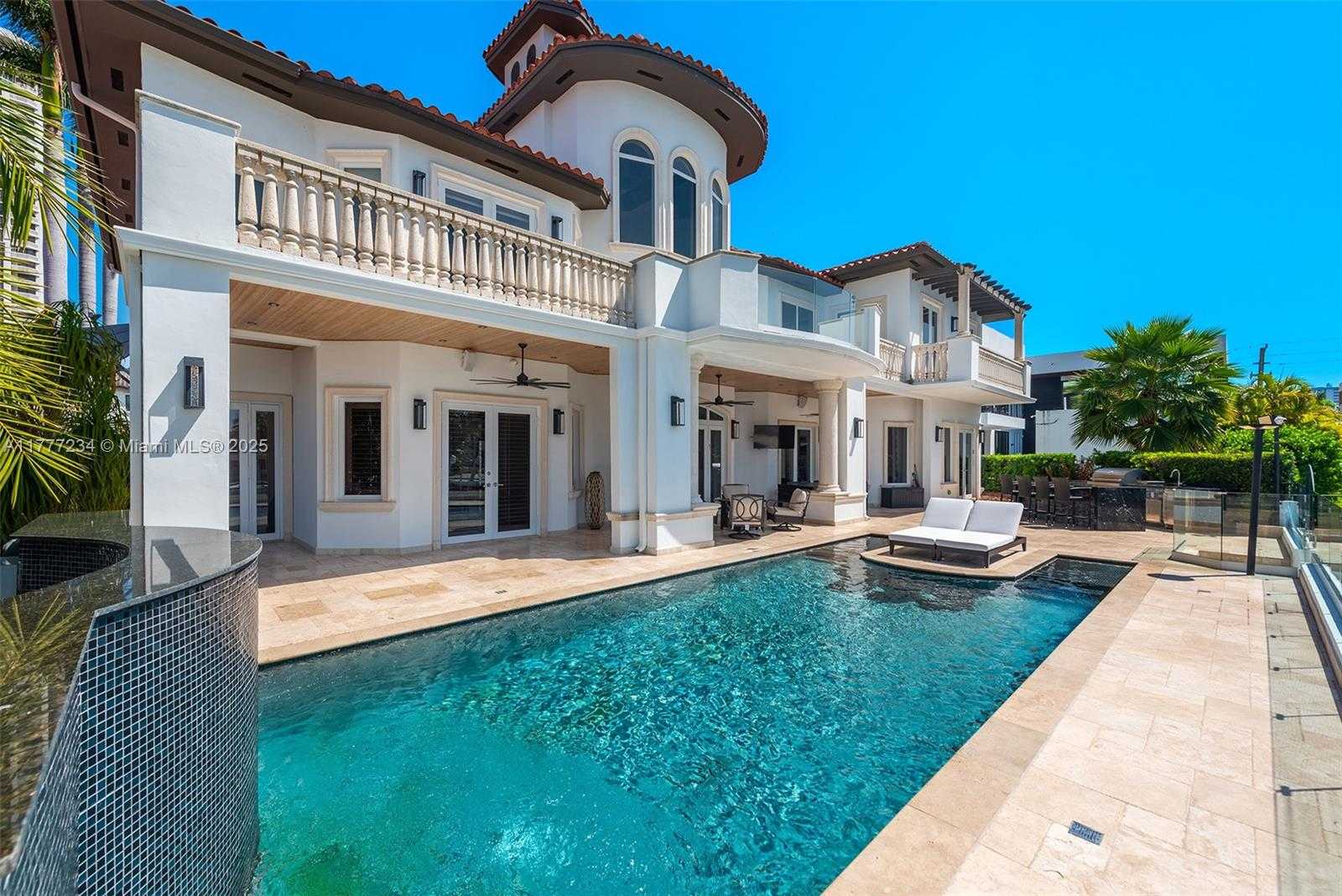 Small Image of 3442 NORTH EAST 171ST ST, North Miami Beach Number 8