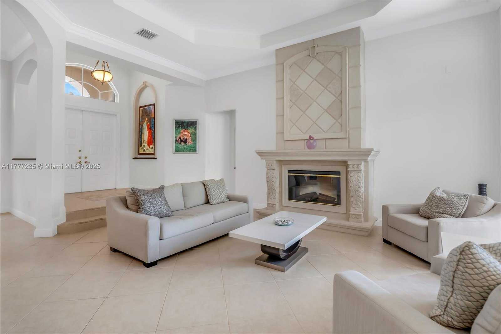 Small Image of 3432 DOVECOTE MEADOW LN, Davie Number 12