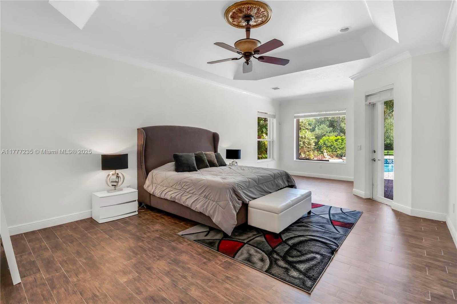 Small Image of 3432 DOVECOTE MEADOW LN, Davie Number 21