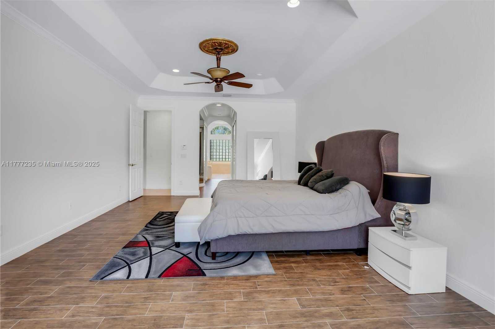 Small Image of 3432 DOVECOTE MEADOW LN, Davie Number 23