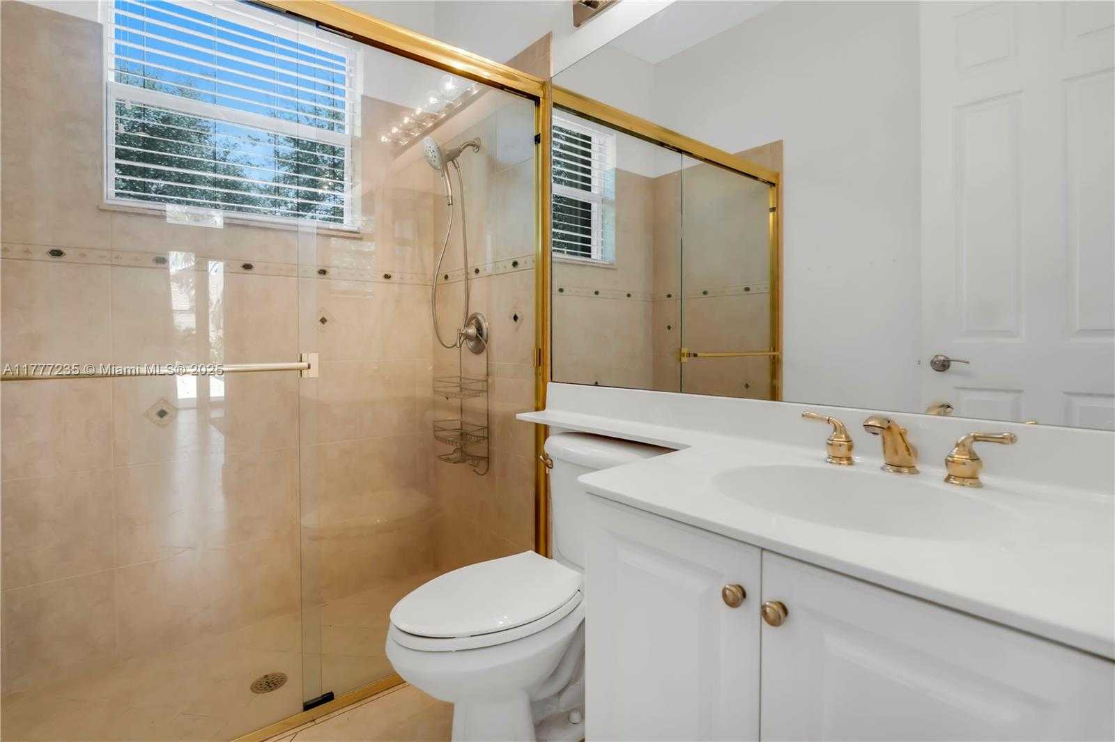 Small Image of 3432 DOVECOTE MEADOW LN, Davie Number 36