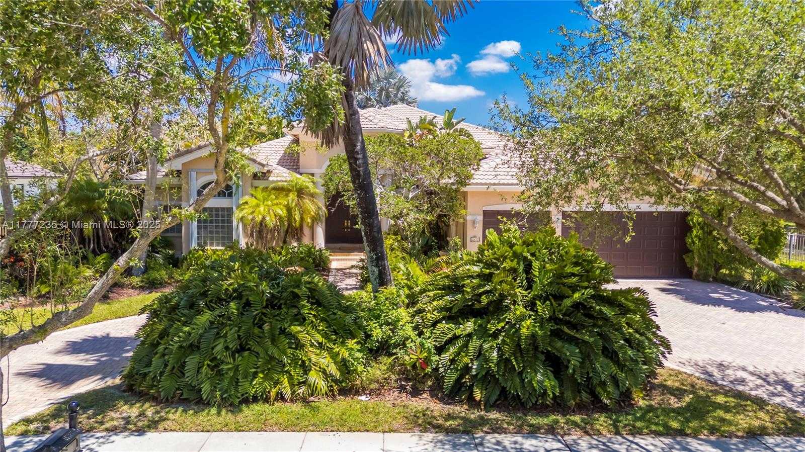 Small Image of 3432 DOVECOTE MEADOW LN, Davie Number 52
