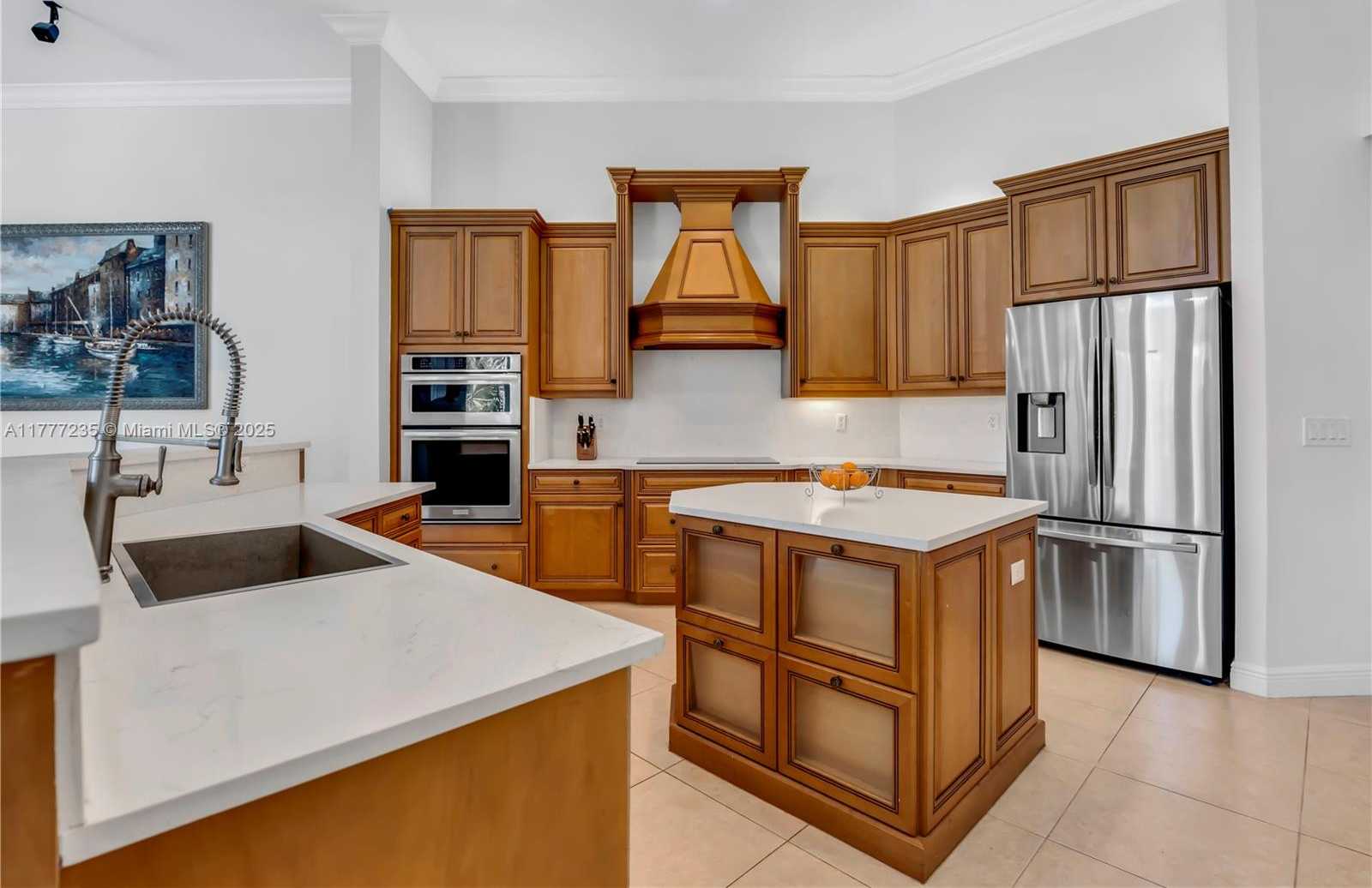 Small Image of 3432 DOVECOTE MEADOW LN, Davie Number 8