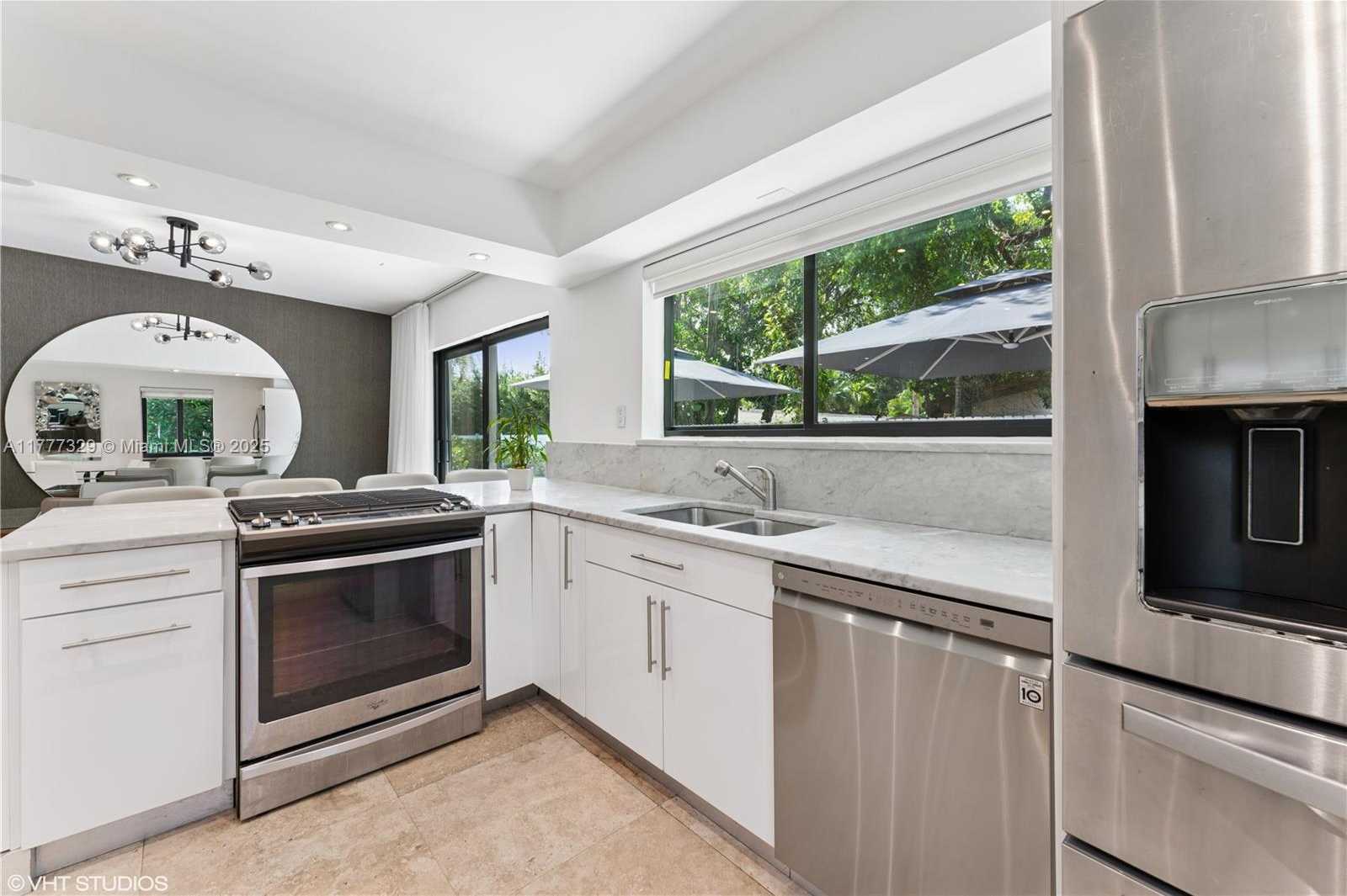 Small Image of 2180 NORTH EAST 191ST DR, North Miami Beach Number 13