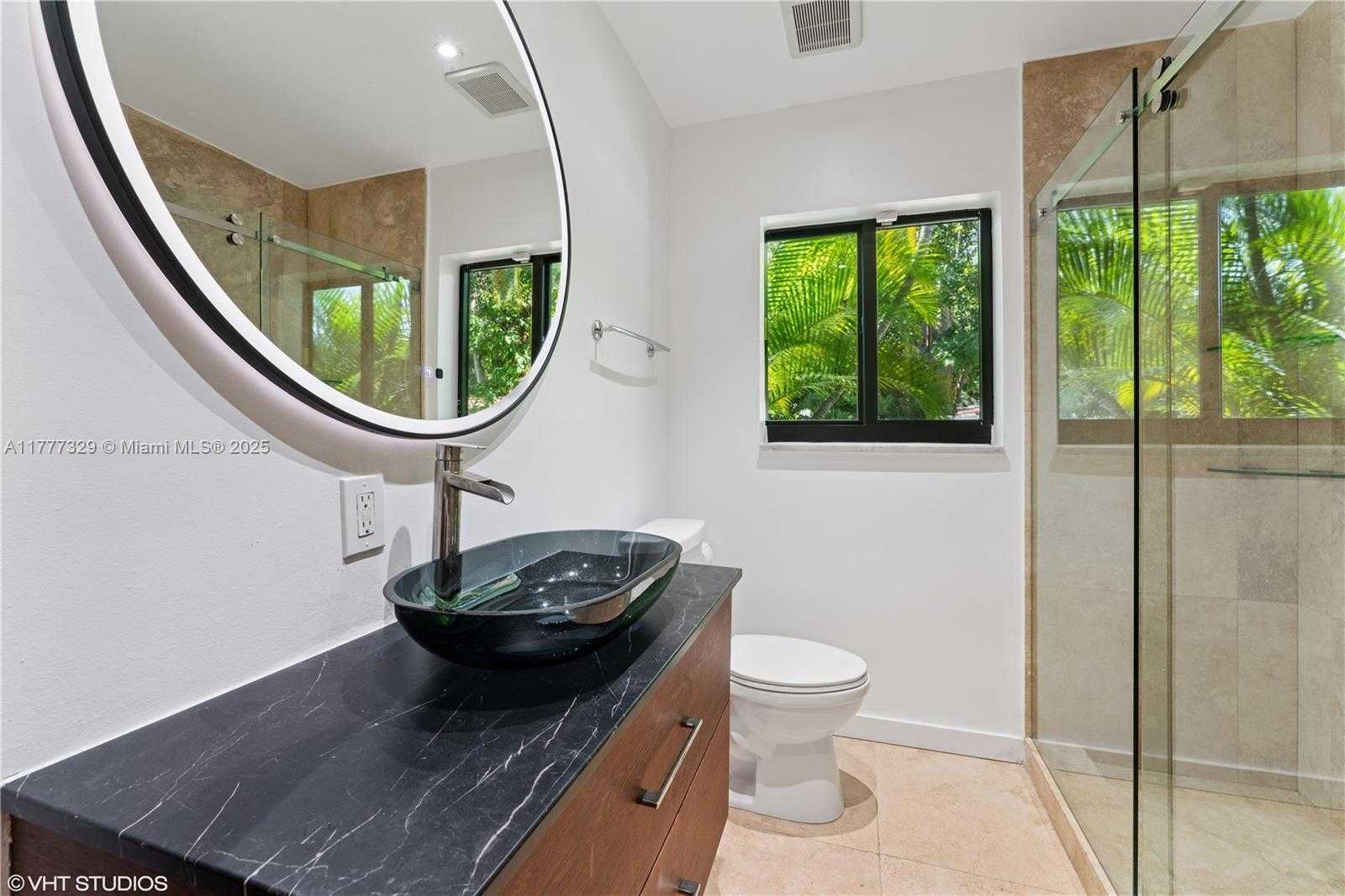 Small Image of 2180 NORTH EAST 191ST DR, North Miami Beach Number 26