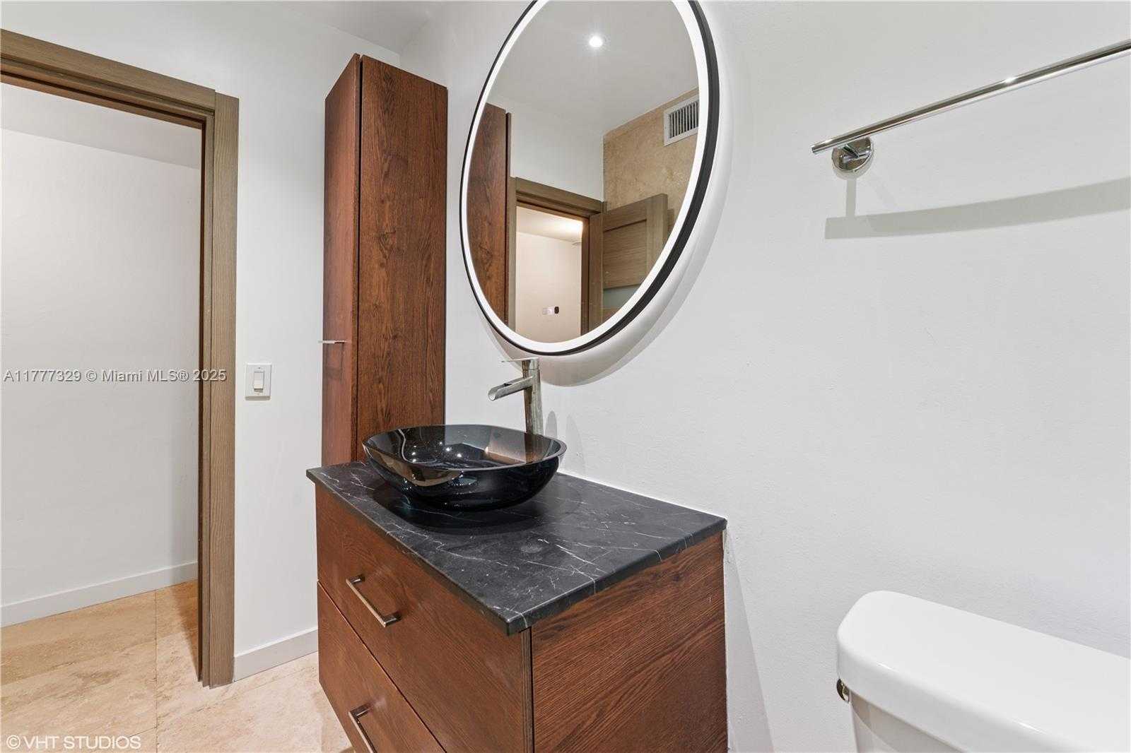 Small Image of 2180 NORTH EAST 191ST DR, North Miami Beach Number 27