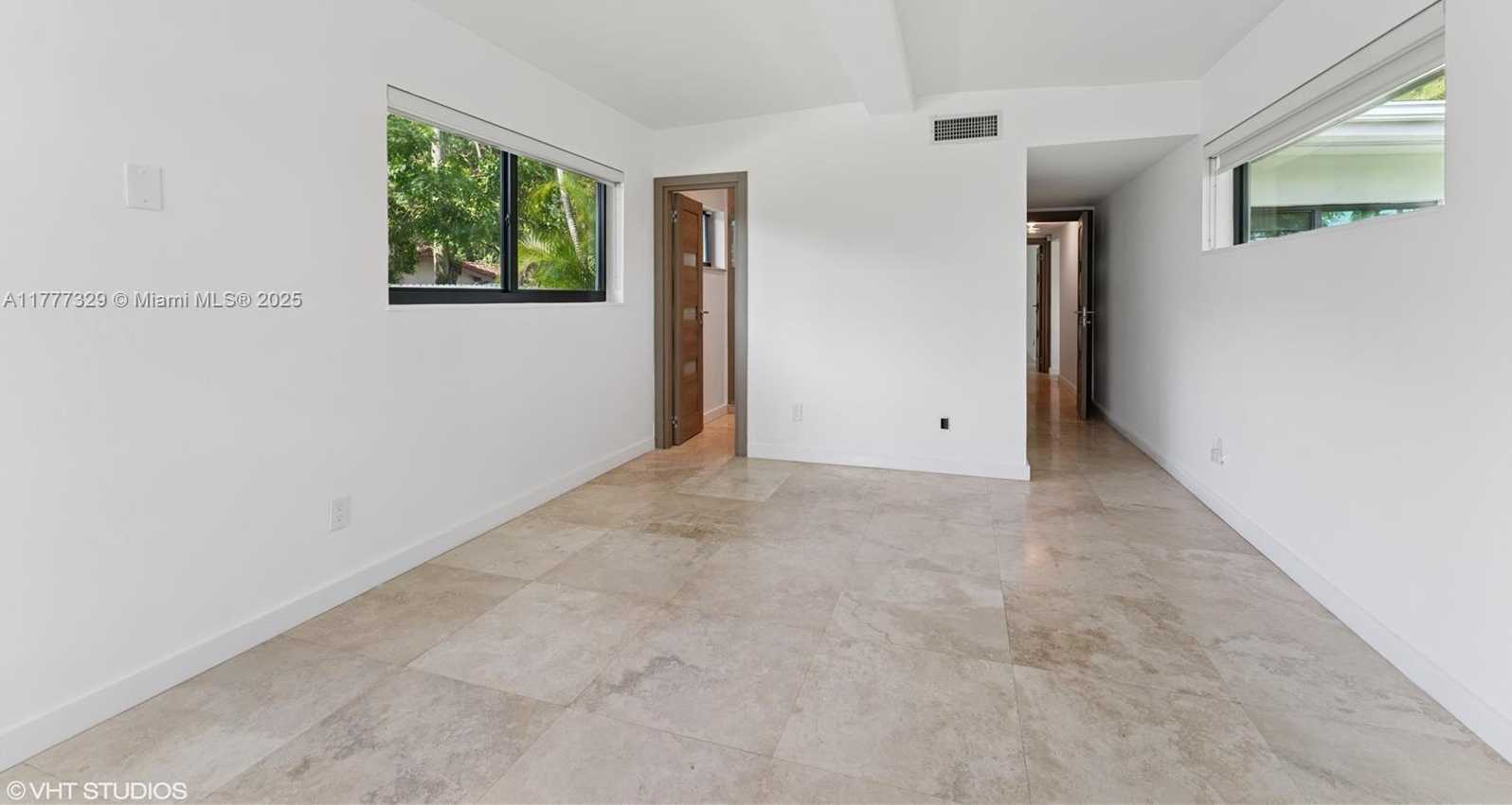 Small Image of 2180 NORTH EAST 191ST DR, North Miami Beach Number 31