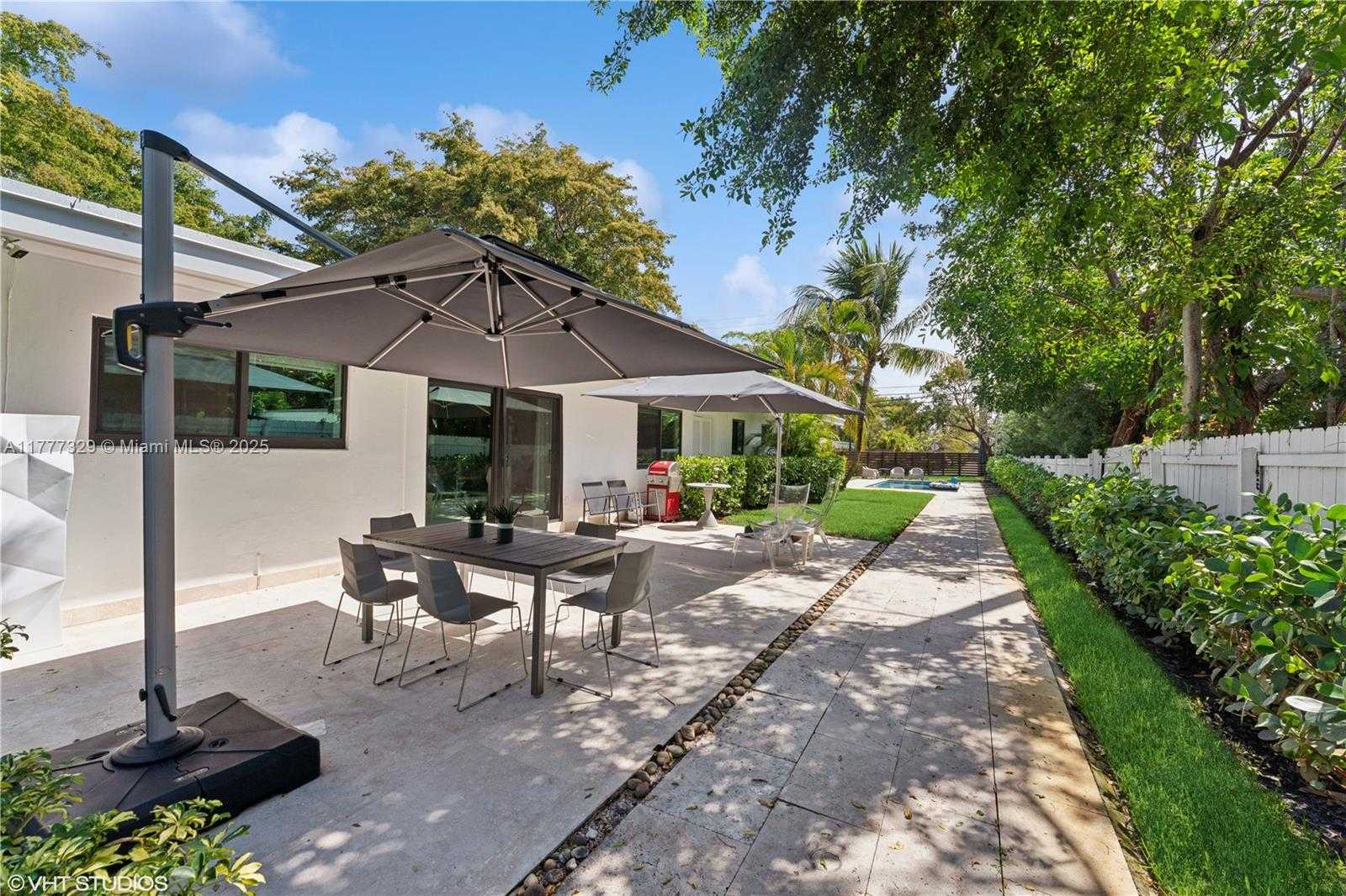 Small Image of 2180 NORTH EAST 191ST DR, North Miami Beach Number 35