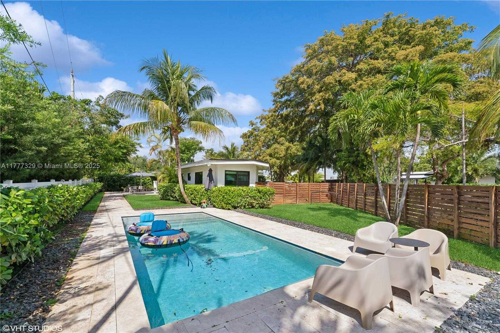 Small Image of 2180 NORTH EAST 191ST DR, North Miami Beach Number 41