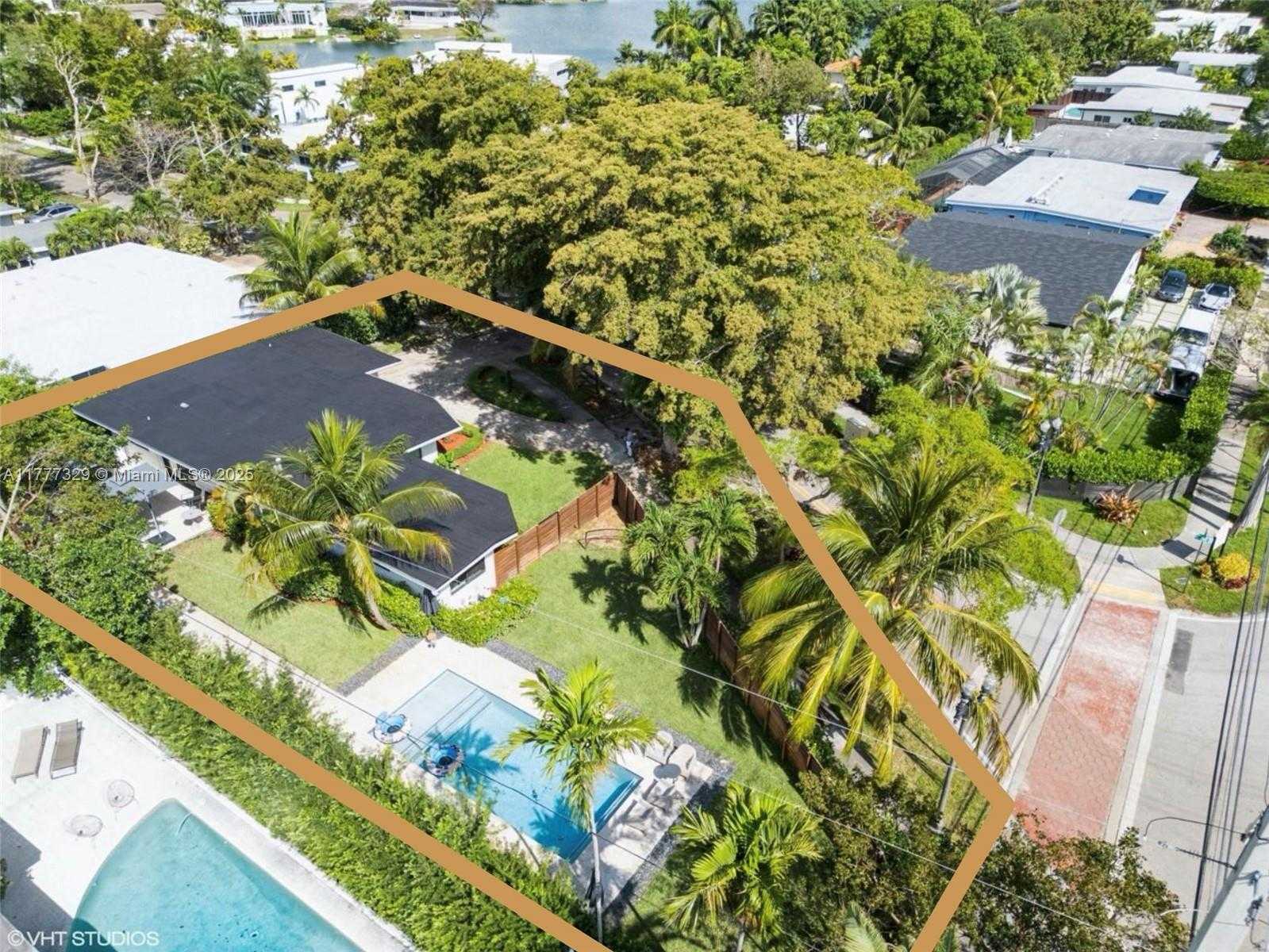 Small Image of 2180 NORTH EAST 191ST DR, North Miami Beach Number 43