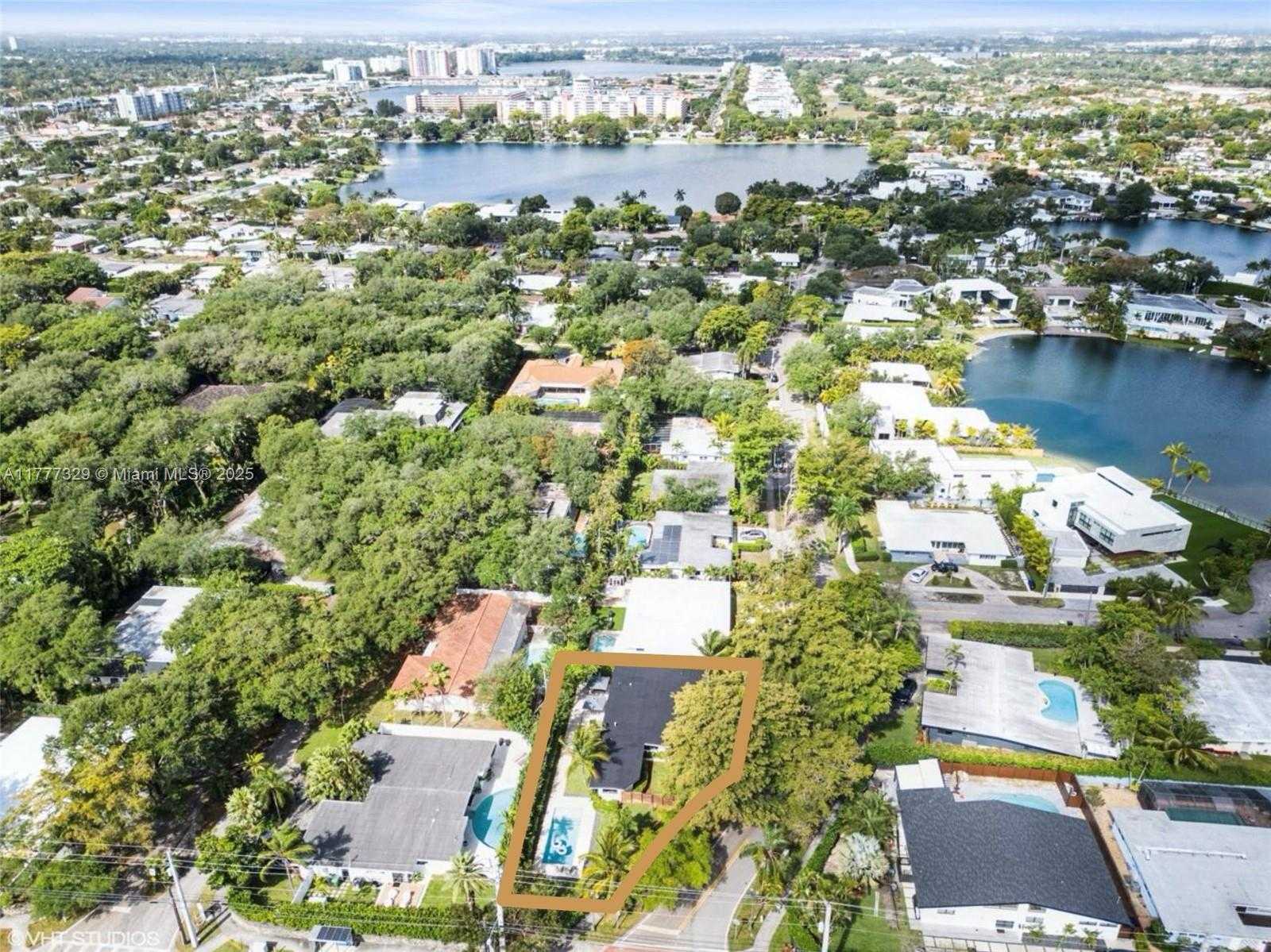 Small Image of 2180 NORTH EAST 191ST DR, North Miami Beach Number 44