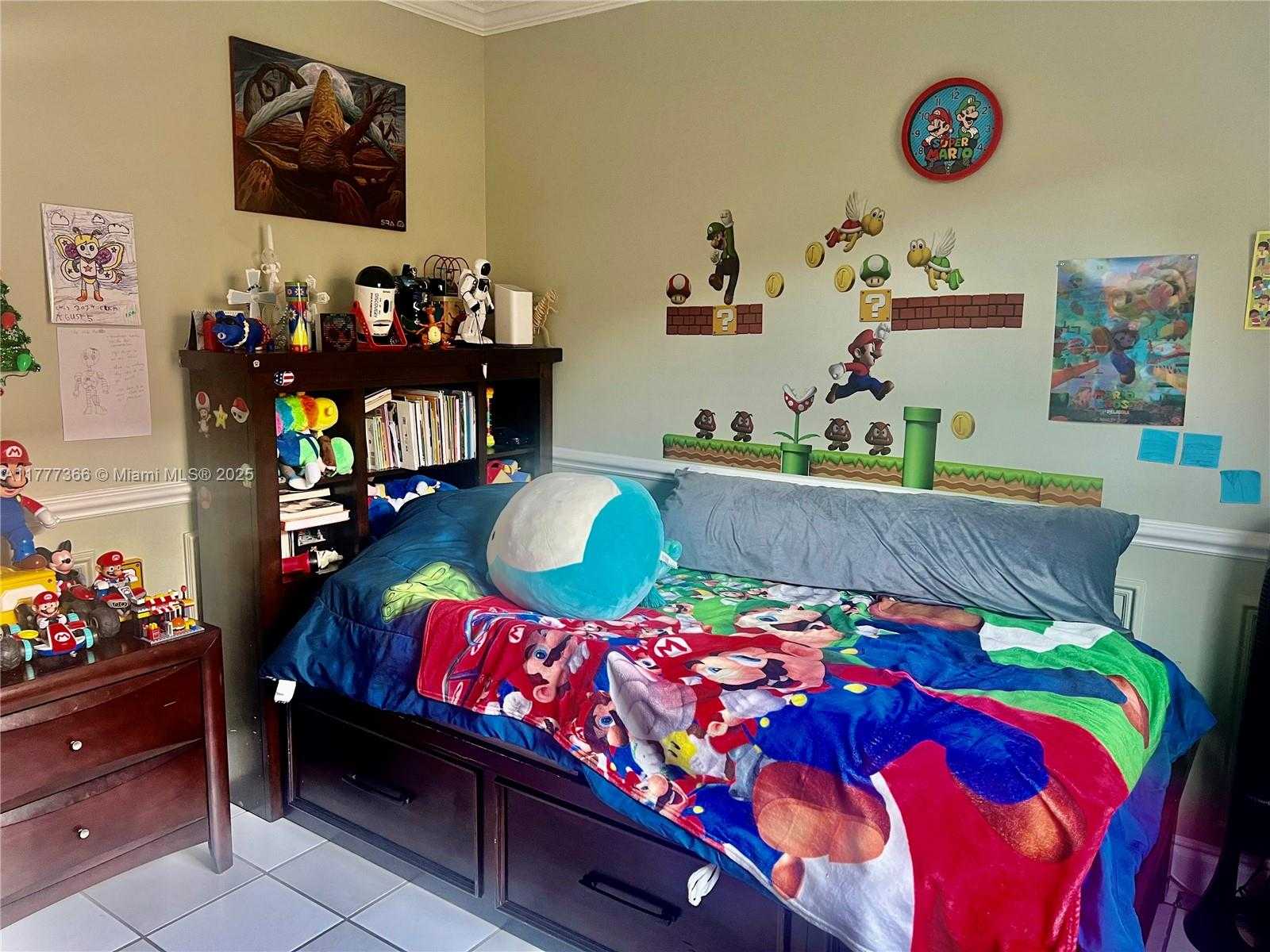 Imagen de Pequeño Objeto