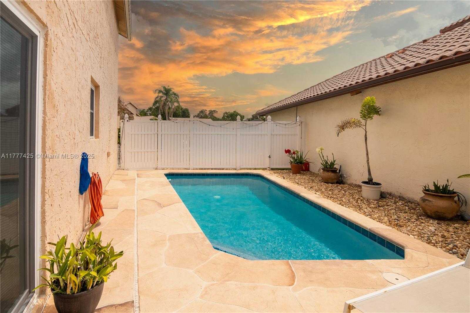 Small Image of 10263 ISLANDER DR, Boca Raton Number 31