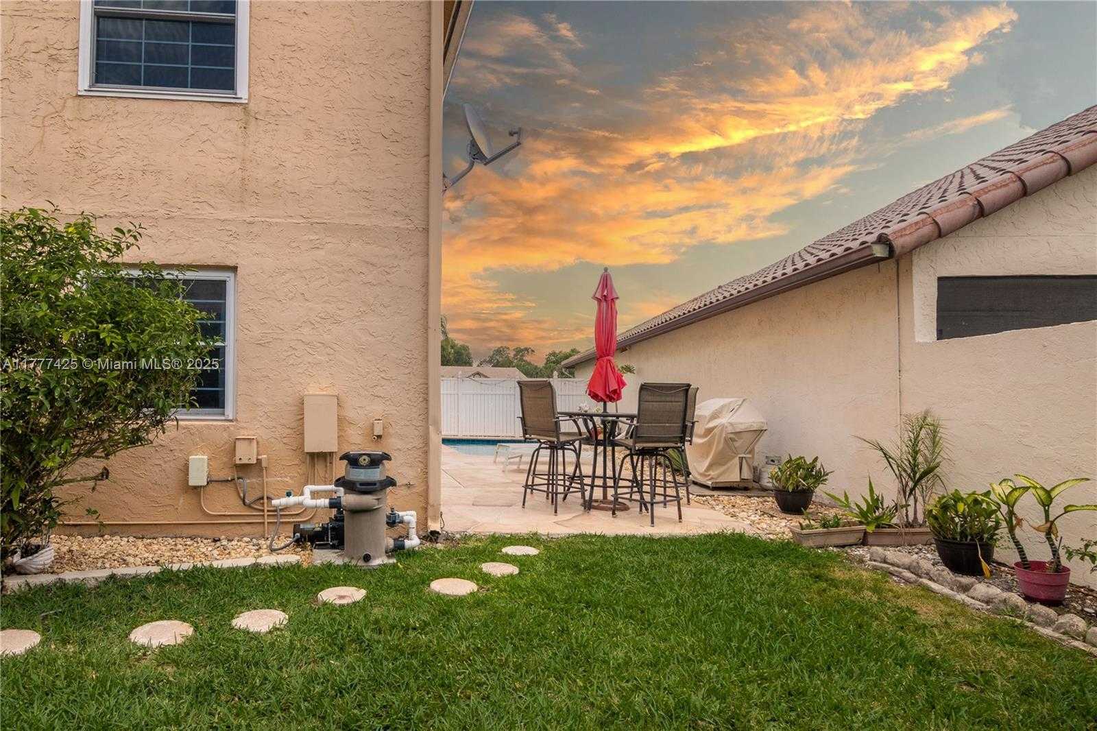 Small Image of 10263 ISLANDER DR, Boca Raton Number 35