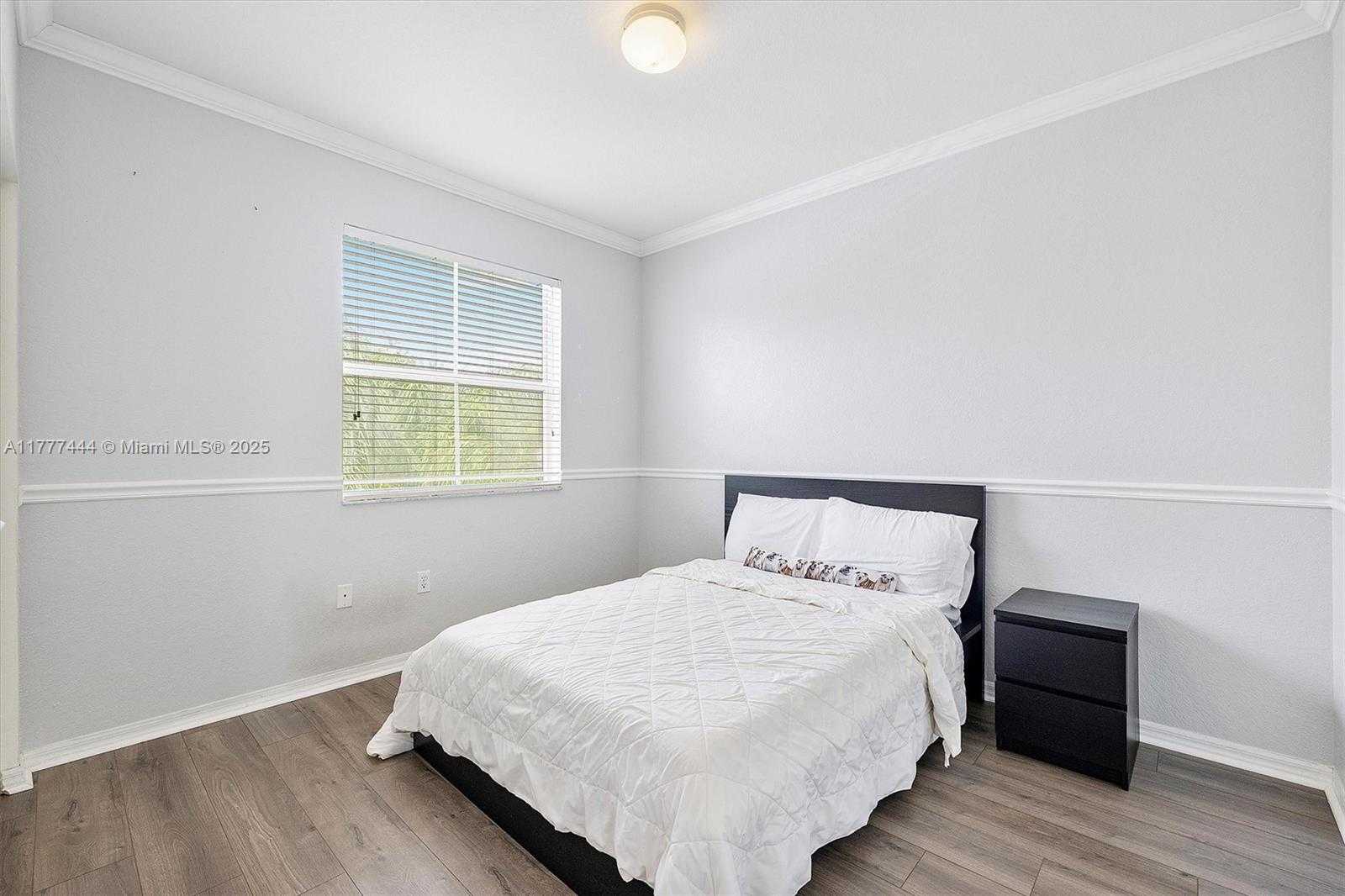 Small Image of 1431 SOUTH EAST 18TH TERRACE, Homestead Number 20