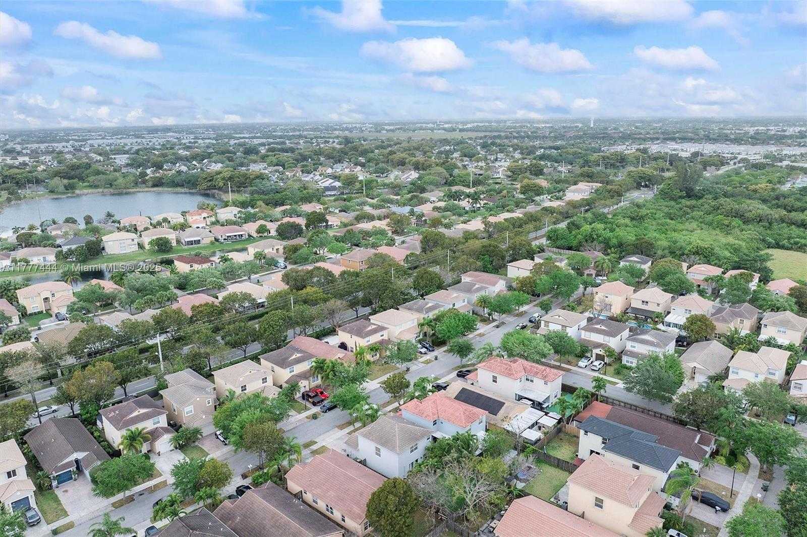 Small Image of 1431 SOUTH EAST 18TH TERRACE, Homestead Number 45