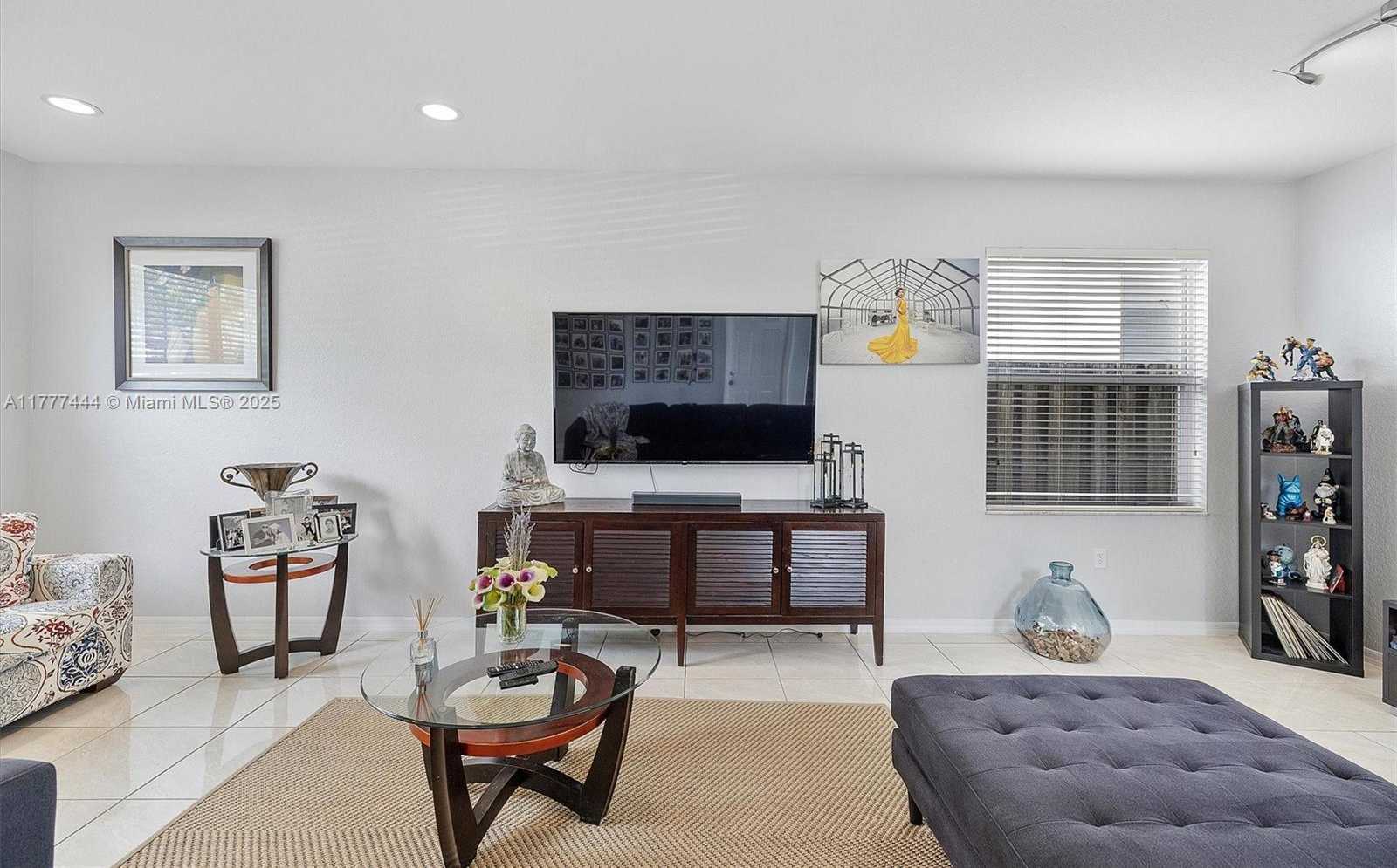 Small Image of 1431 SOUTH EAST 18TH TERRACE, Homestead Number 5