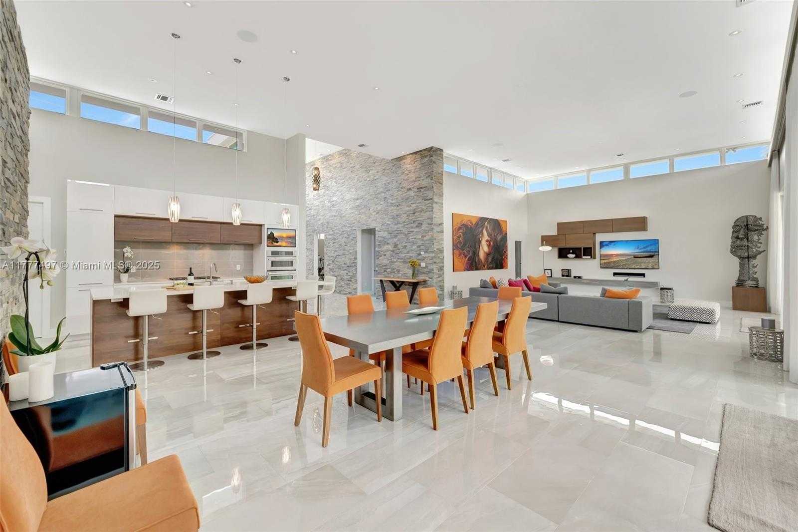 Small Image of 907 DIPLOMAT PKWY, Hallandale Beach Number 10