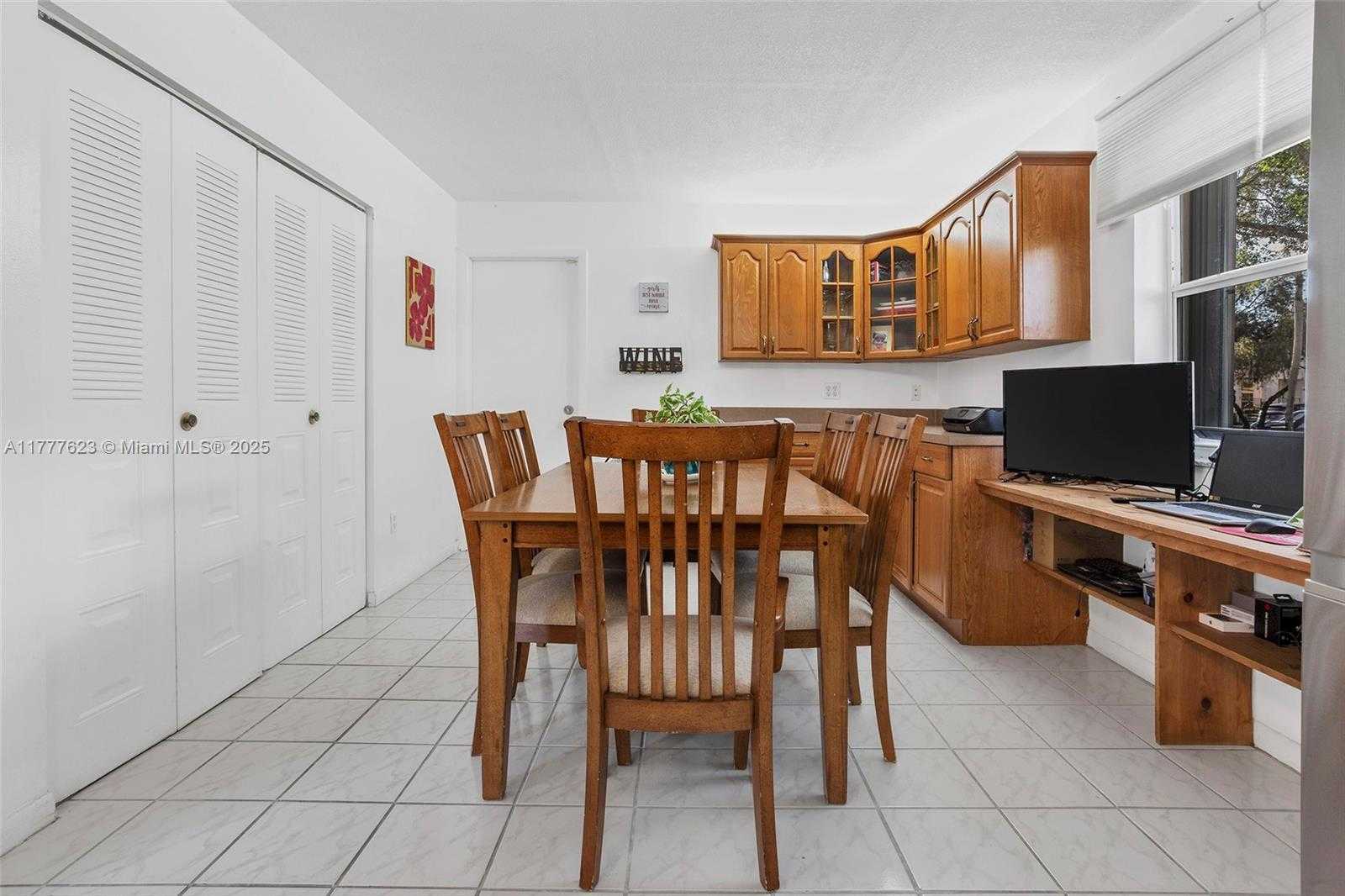 Small Image of 11992 NORTH WEST 13TH ST, Pembroke Pines Number 16