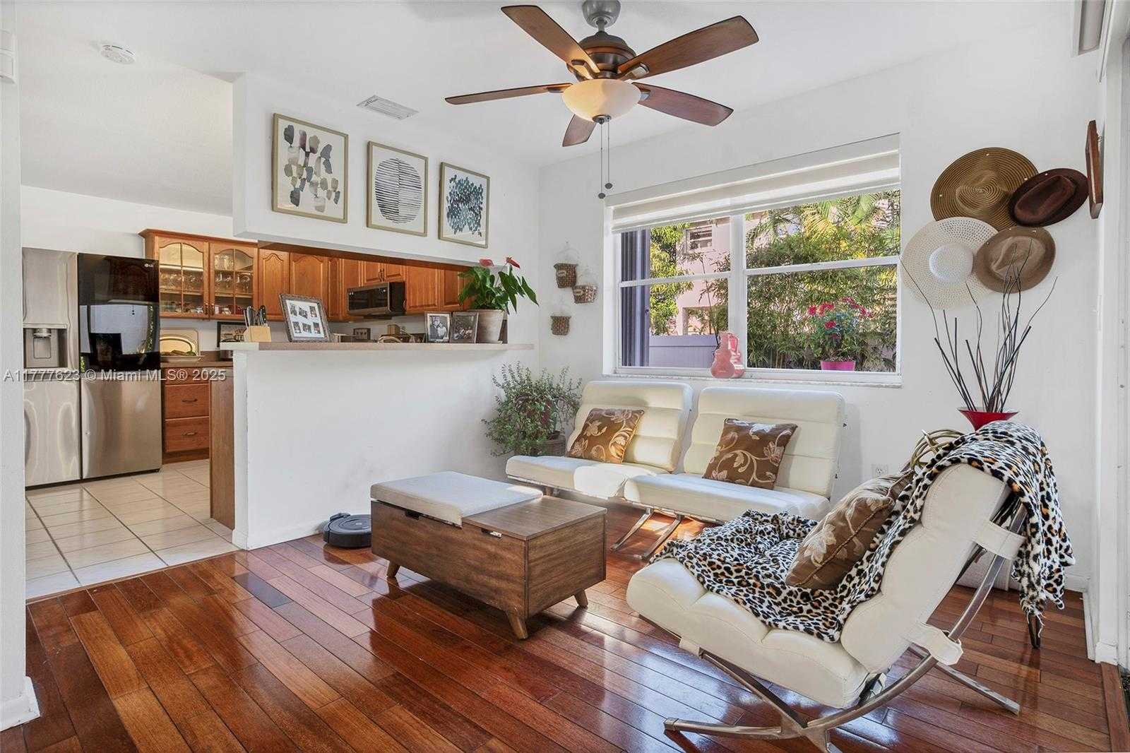 Small Image of 11992 NORTH WEST 13TH ST, Pembroke Pines Number 9