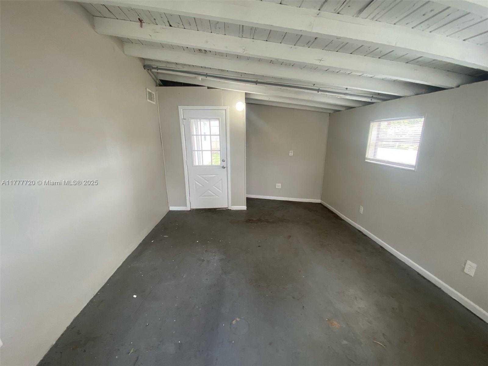 Small Image of 5810 SOUTH WEST 54TH AVE, Davie Number 22