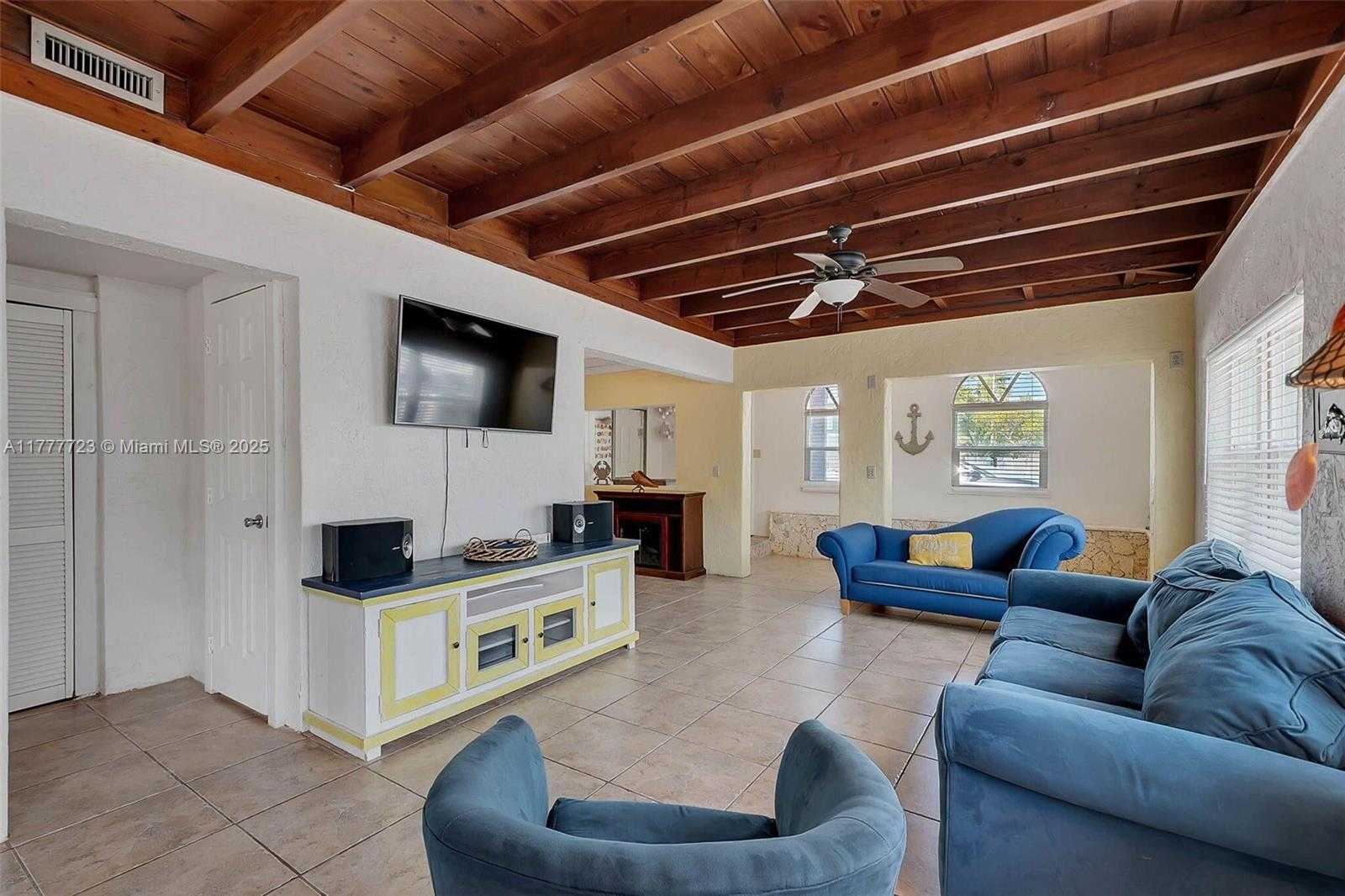 Small Image of 108 LONG BEN DR, Key Largo Number 18