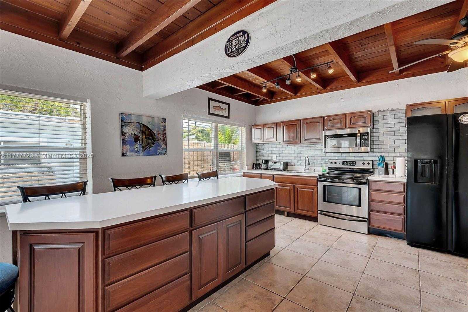 Small Image of 108 LONG BEN DR, Key Largo Number 21