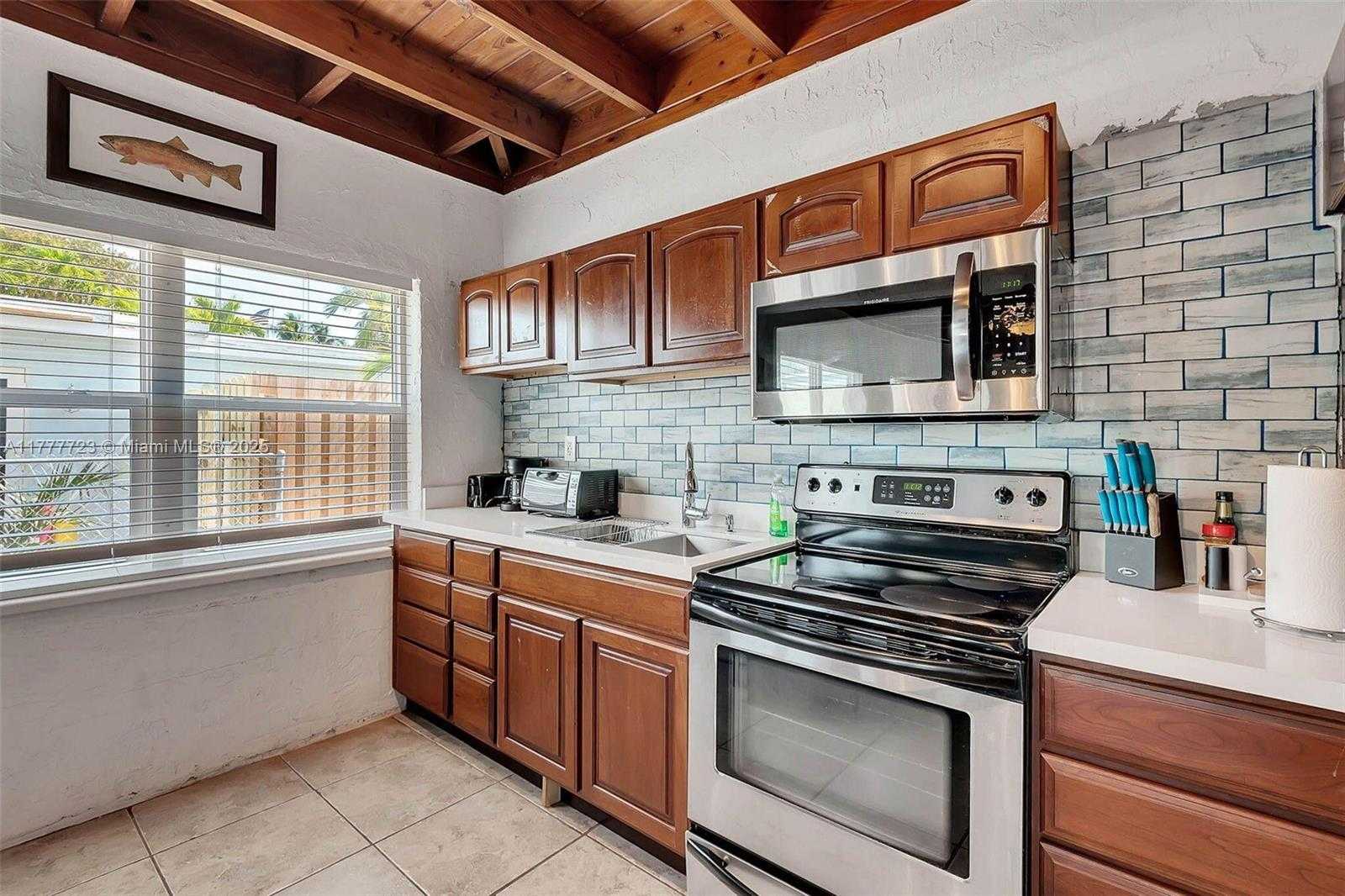 Small Image of 108 LONG BEN DR, Key Largo Number 22