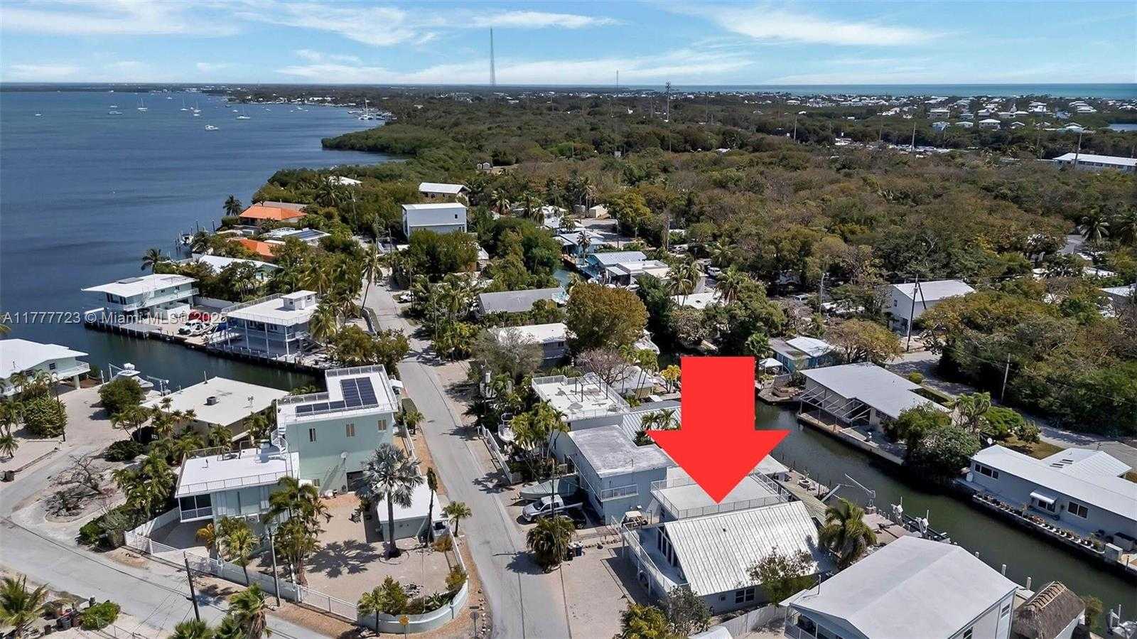 Small Image of 108 LONG BEN DR, Key Largo Number 7