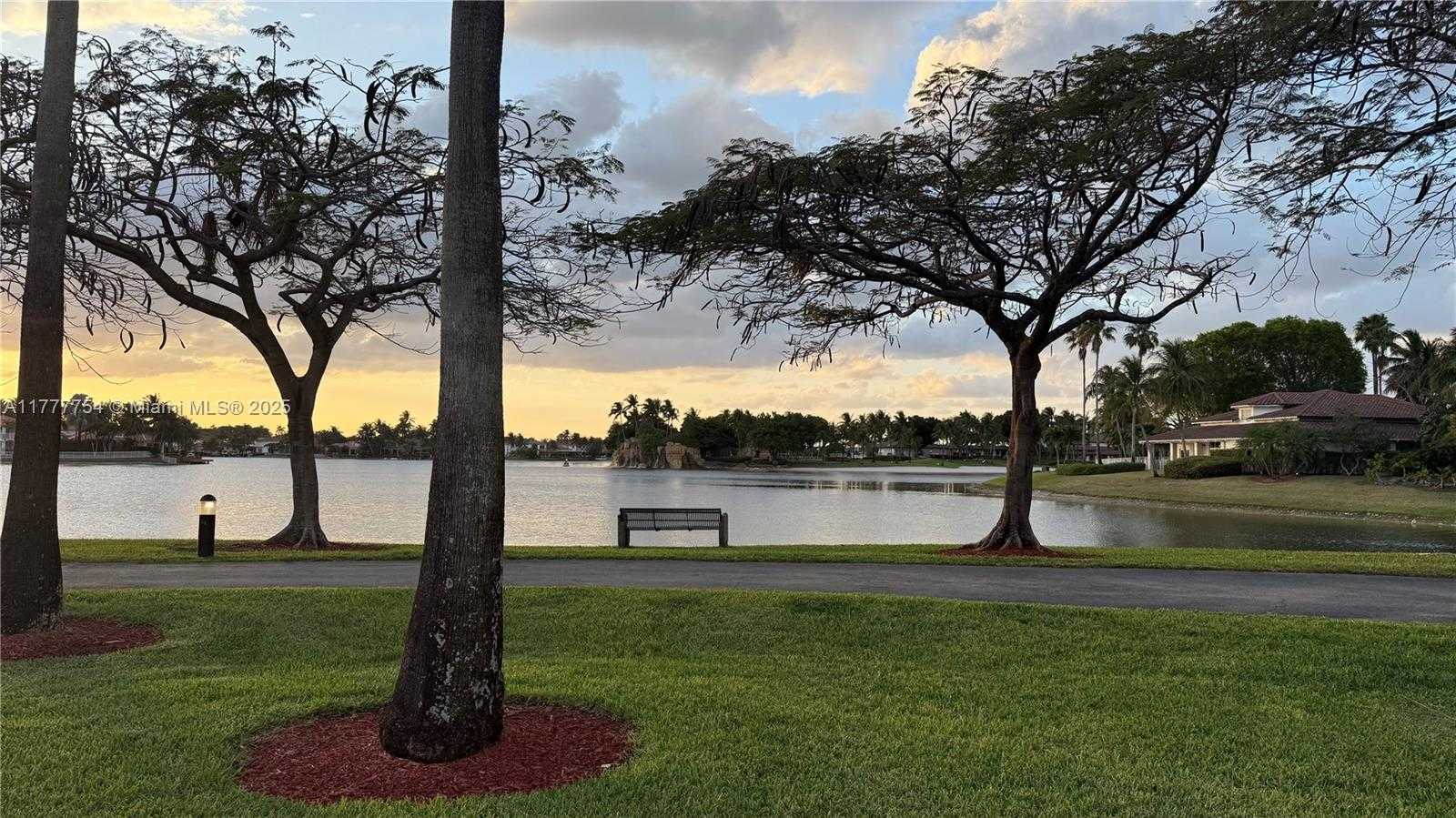 Small Image of 11244, Doral Number 59