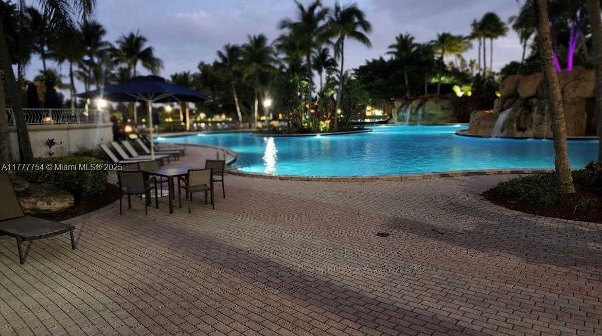 Small Image of 11244, Doral Number 61